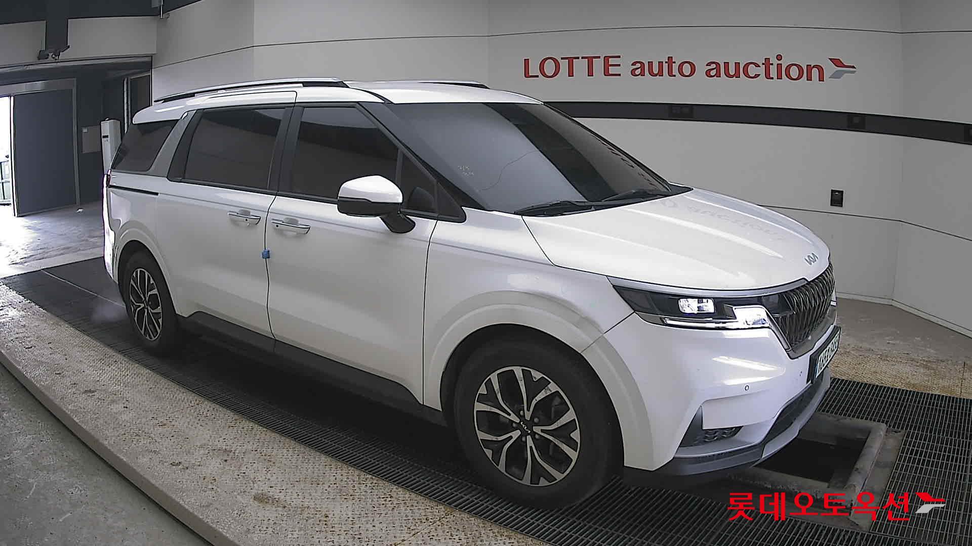 Kia Carnival 2022 - Image 23