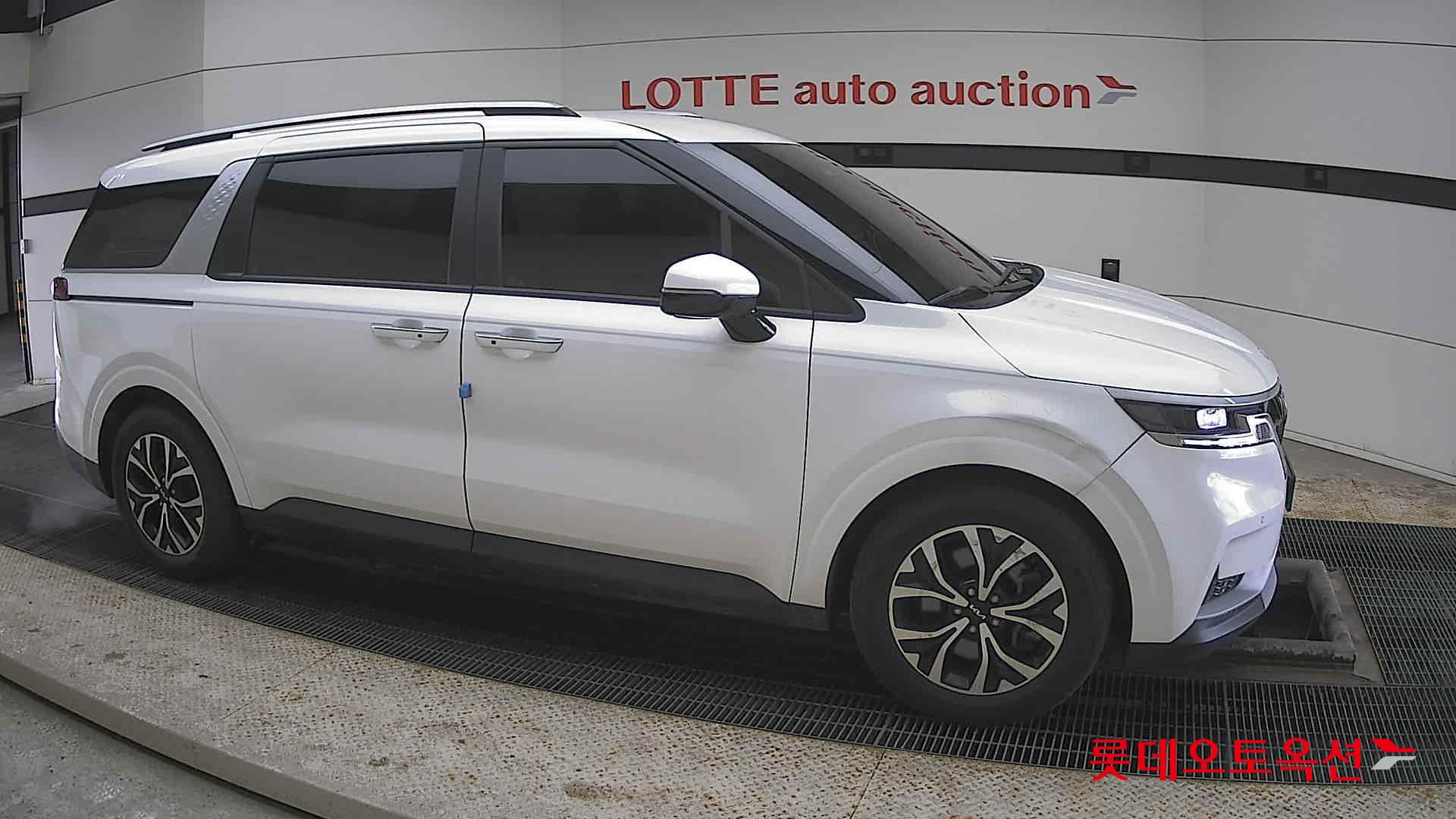 Kia Carnival 2022 - Image 22