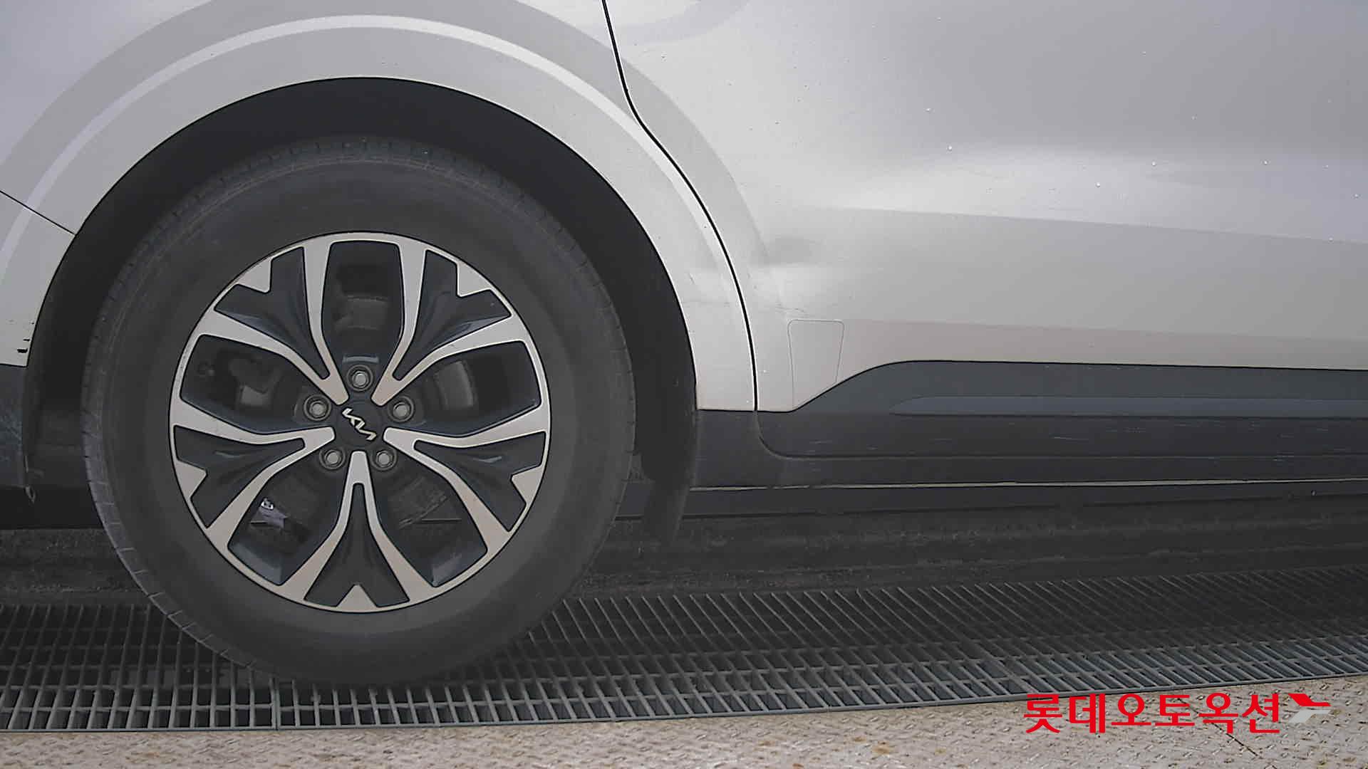 Kia Carnival 2022 - Image 28