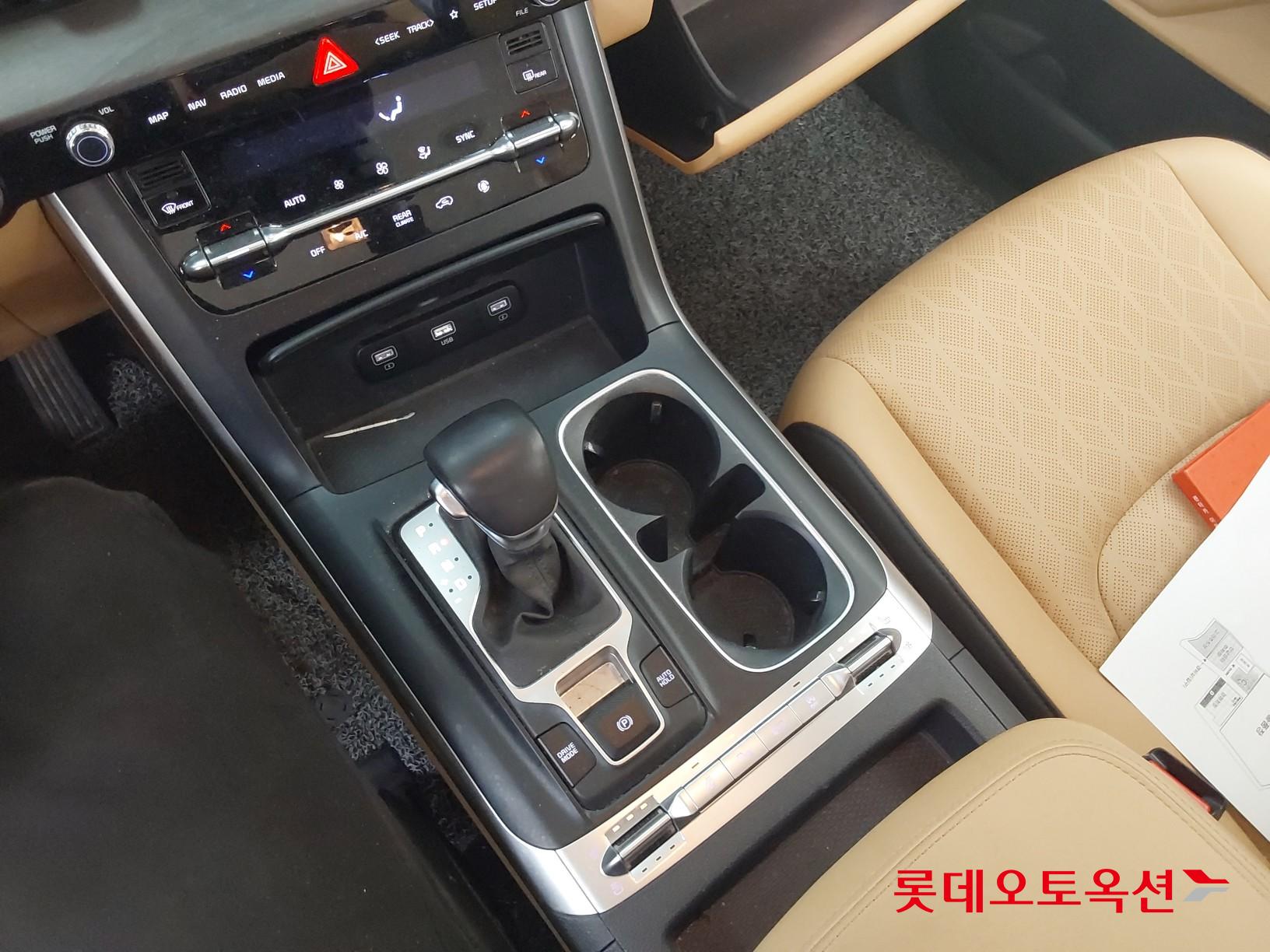 Kia Carnival 2022 - Image 34