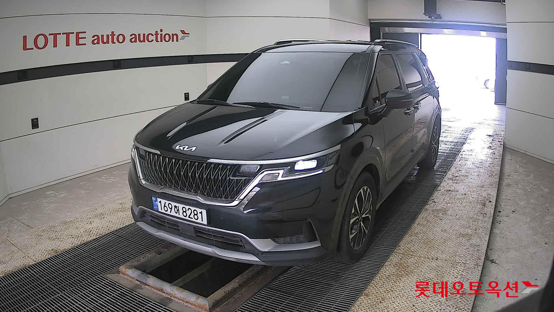 Kia Carnival 2023 - Image 10