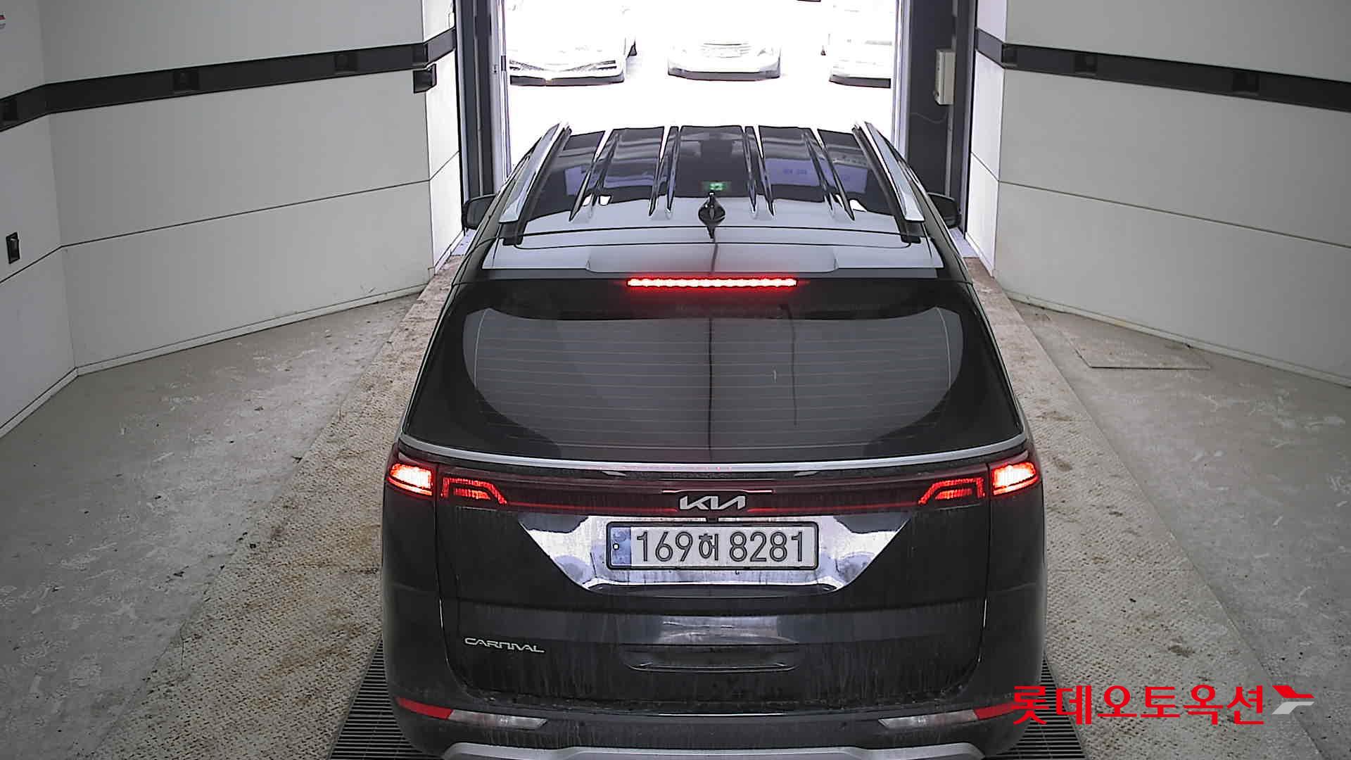 Kia Carnival 2023 - Image 17