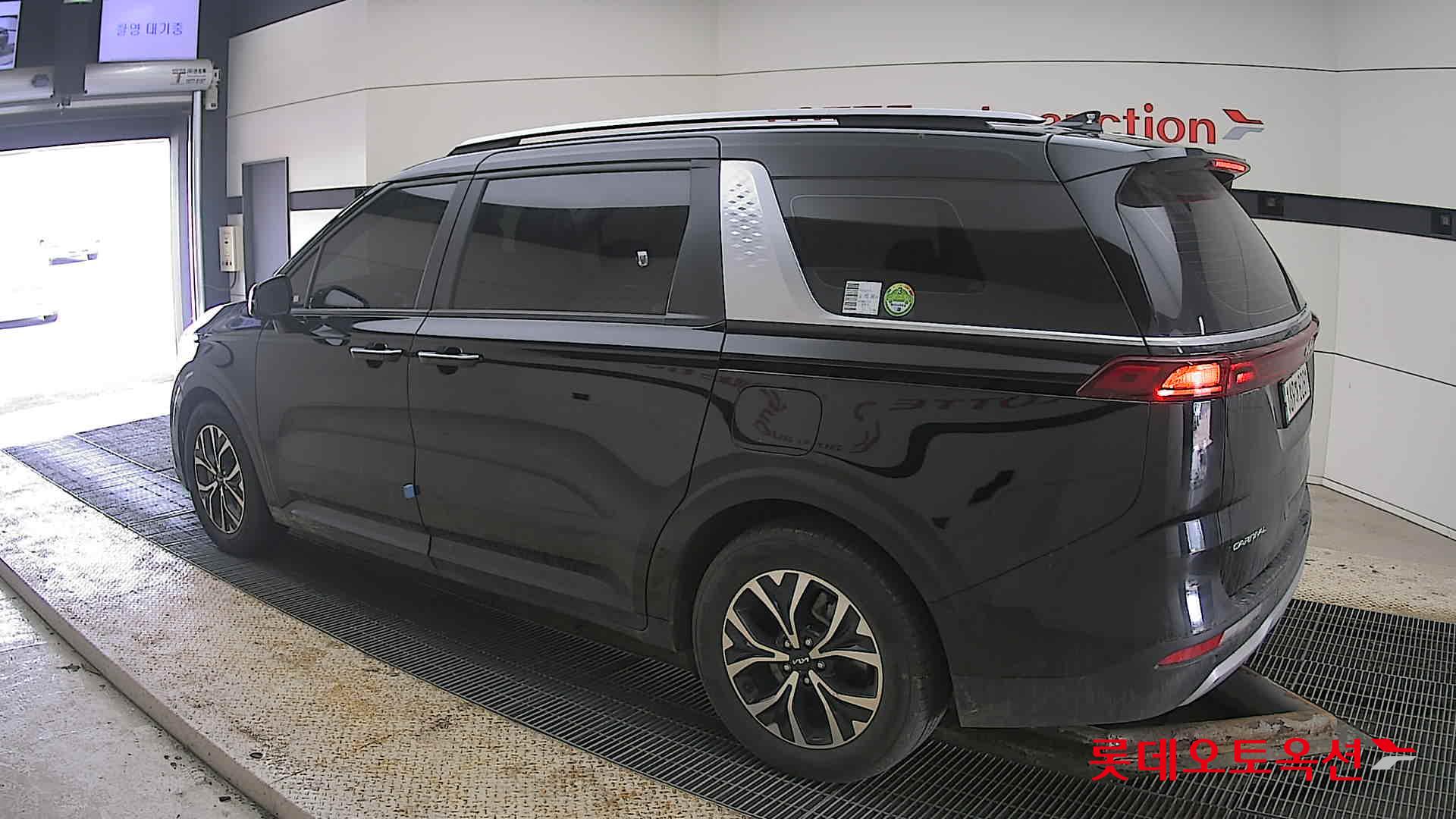 Kia Carnival 2023 - Image 15