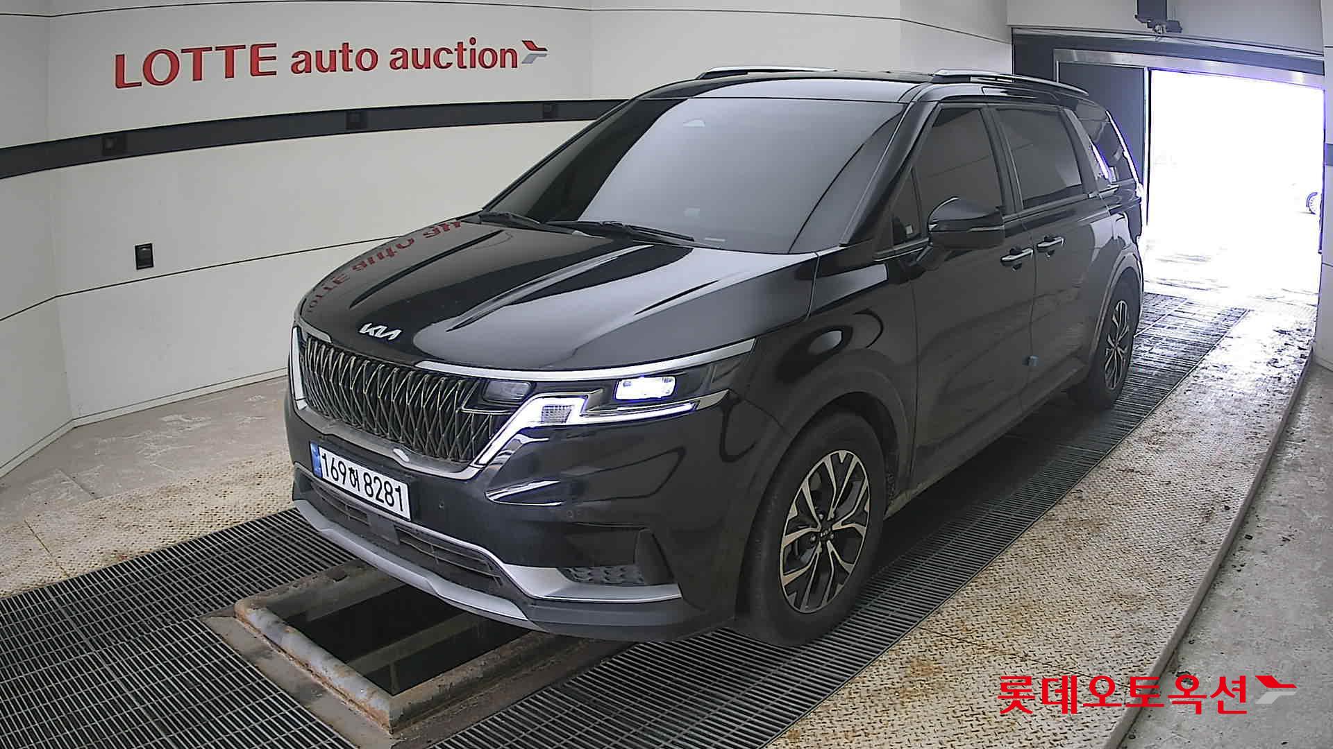 Kia Carnival 2023 - Image 3