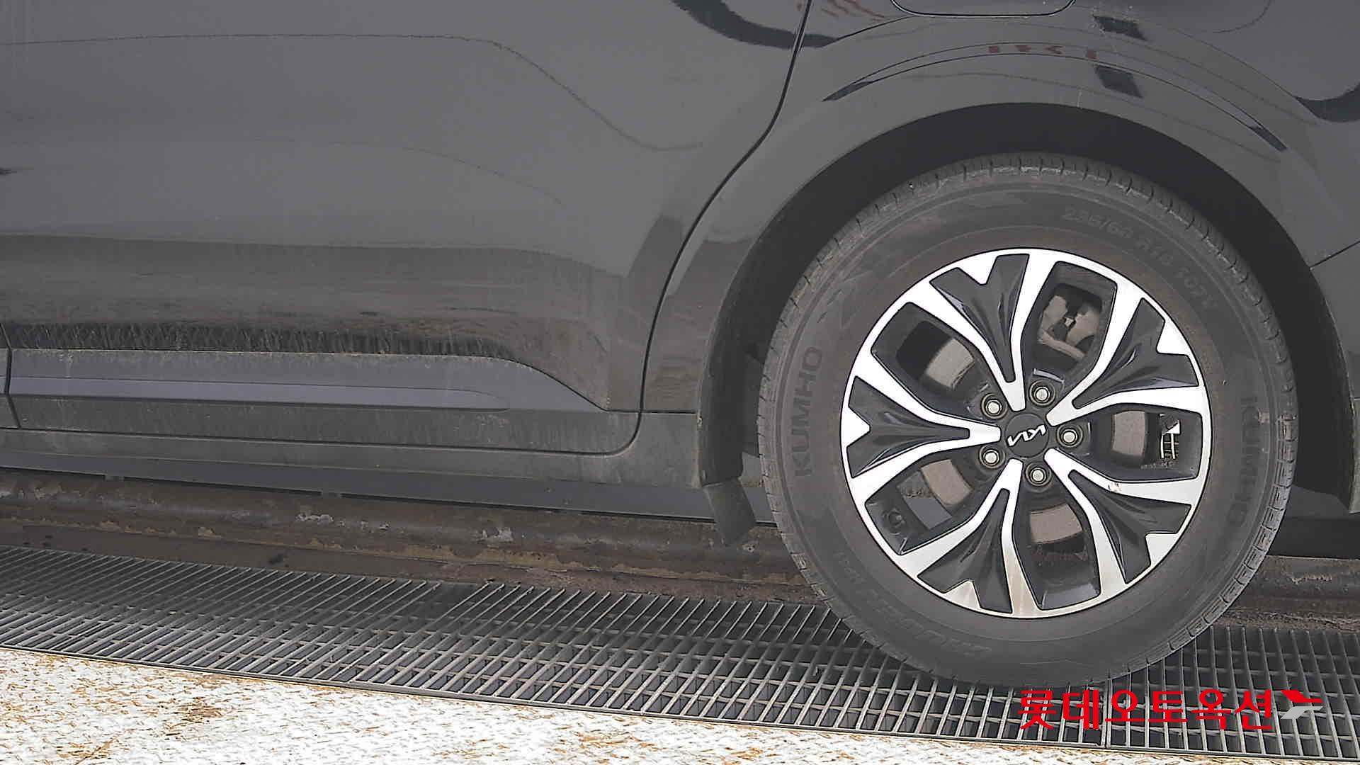 Kia Carnival 2023 - Image 26