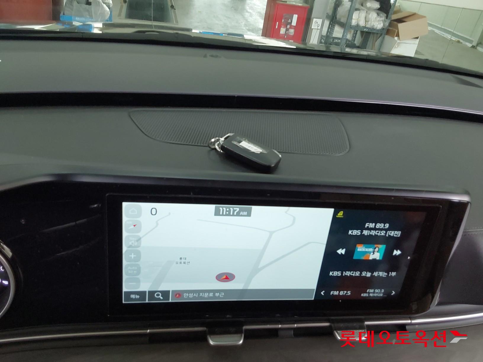 Kia Carnival 2023 - Image 35