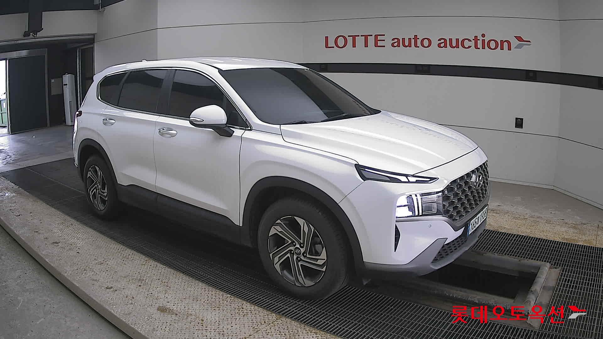 هيونداي سانتافي 2021 - صورة 23