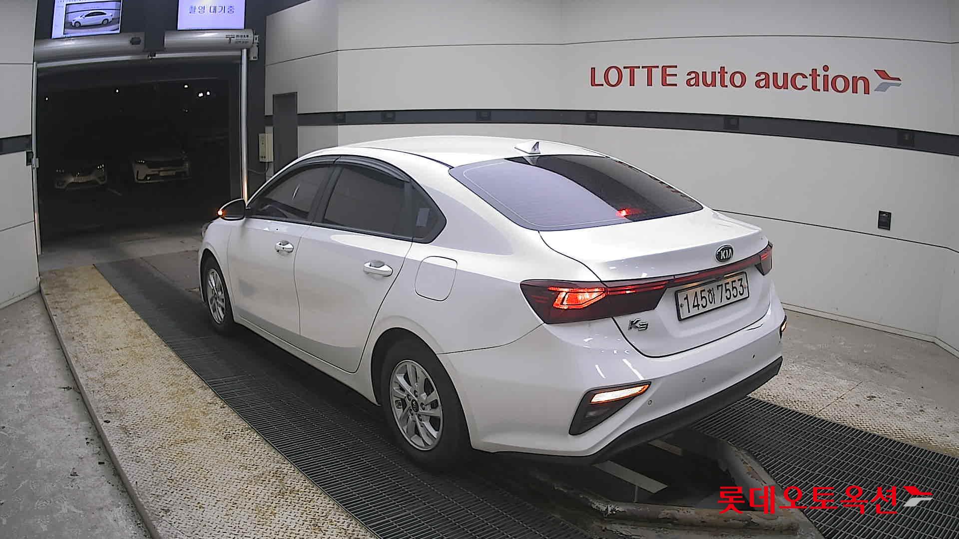 كيا K3 2020 - صورة 4