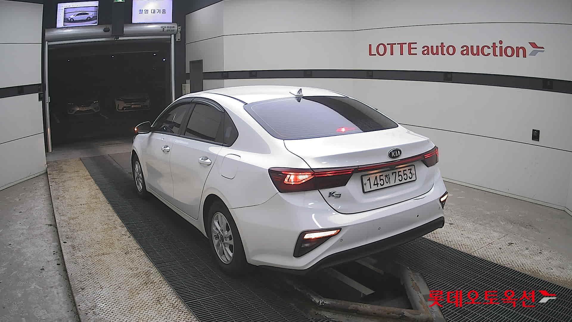 كيا K3 2020 - صورة 16