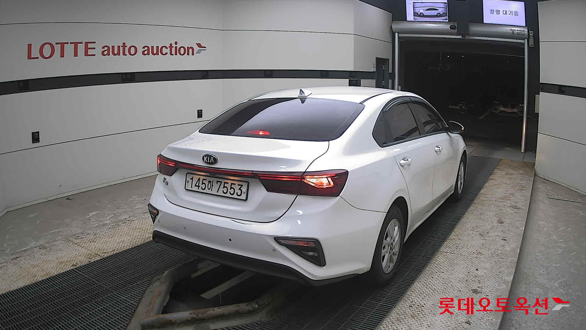 كيا K3 2020 - صورة 18