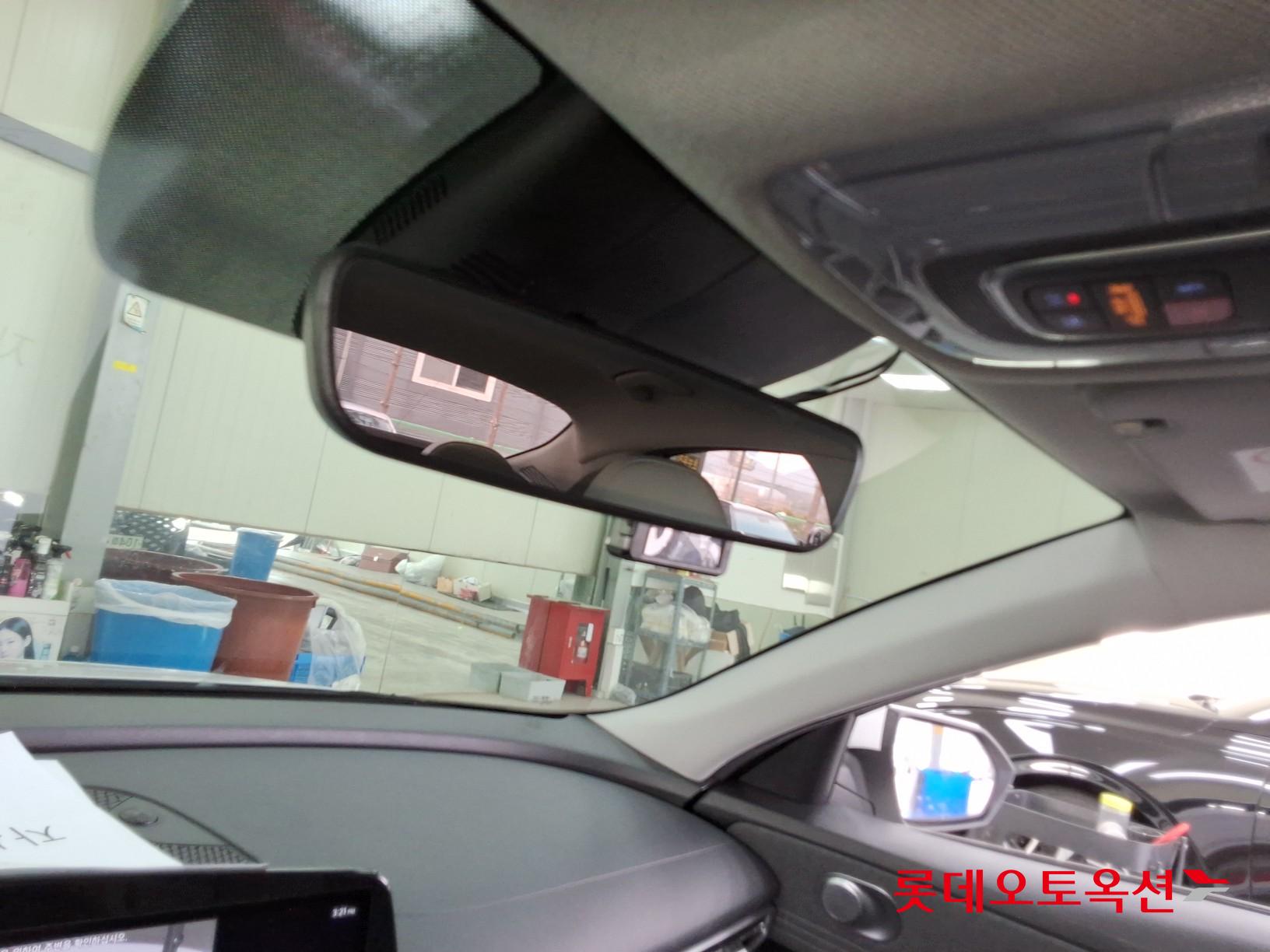 Hyundai Elantra 2023 - Image 33