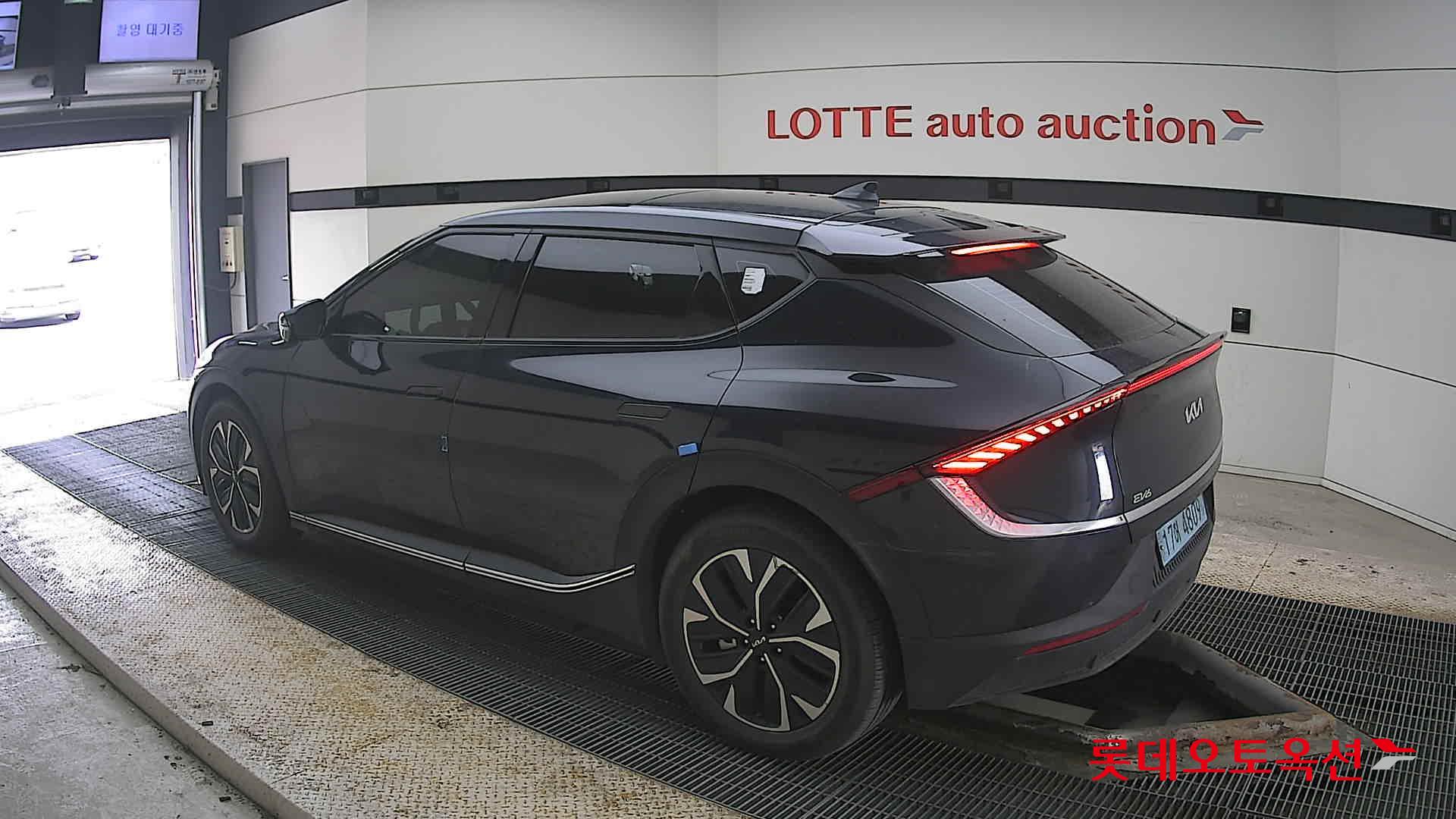 Kia EV6 2022 - Image 15