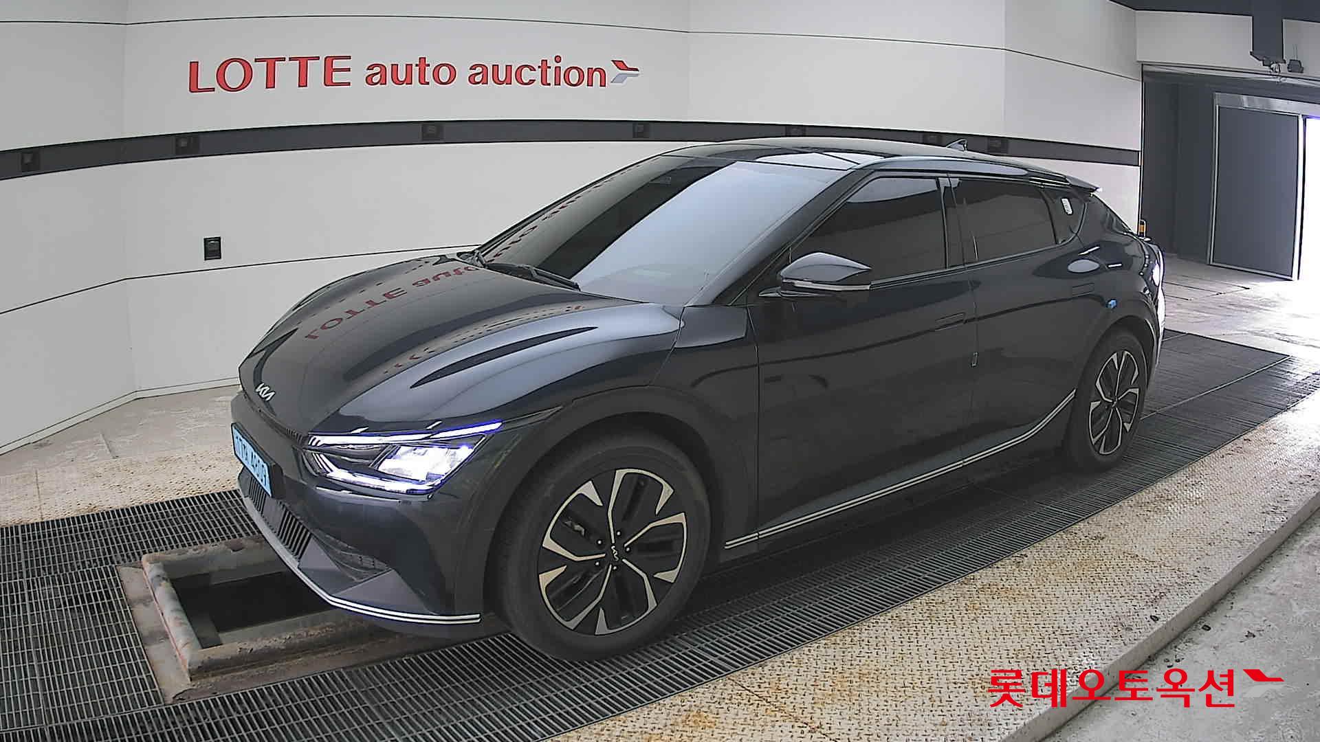 Kia EV6 2022 - Image 11