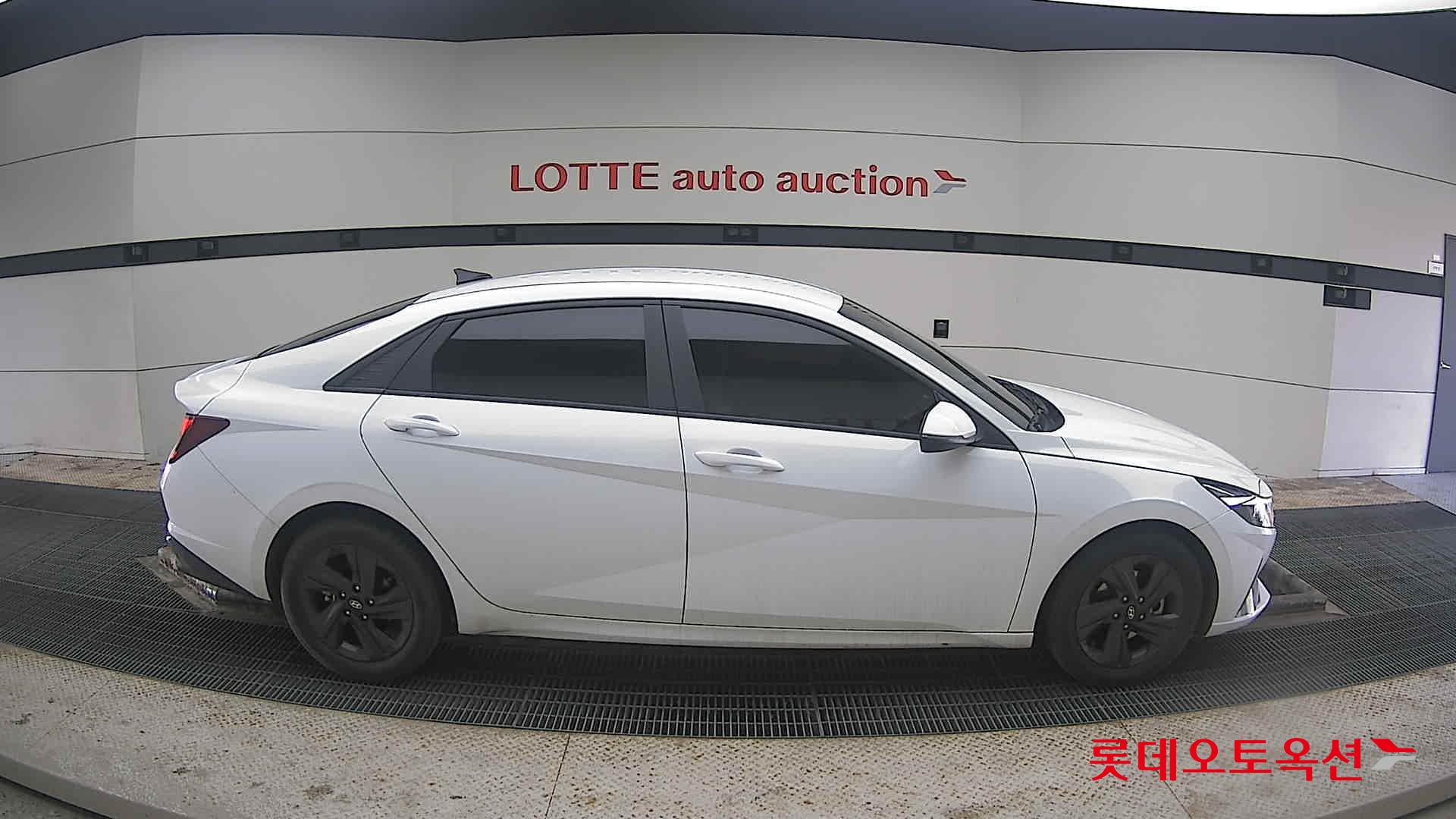 هيونداي إلانترا 2023 - صورة 21