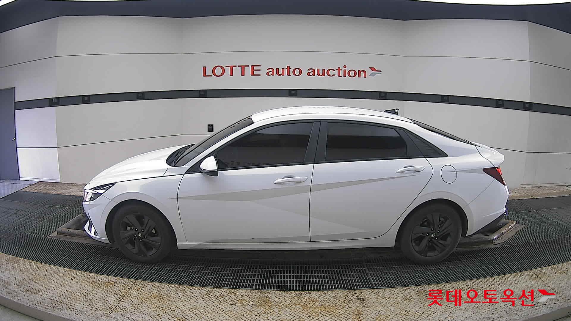 هيونداي إلانترا 2023 - صورة 13