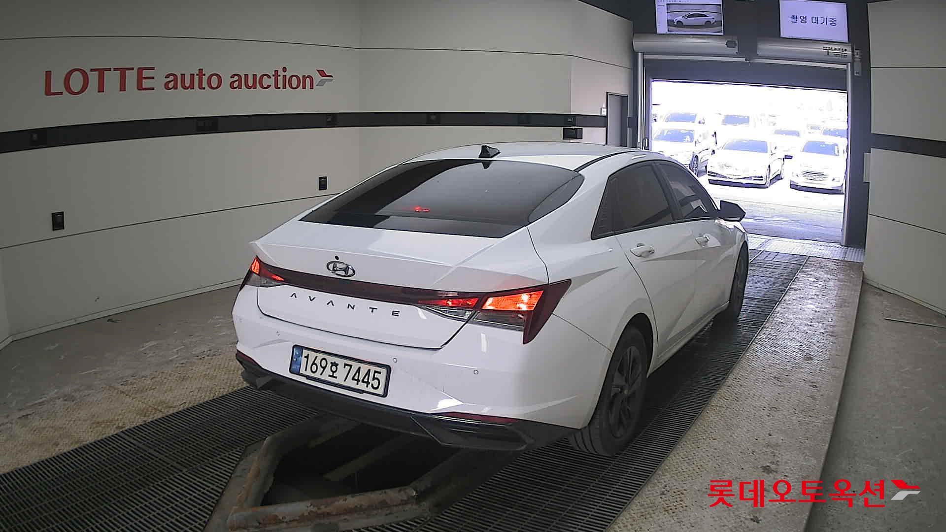 هيونداي إلانترا 2023 - صورة 18