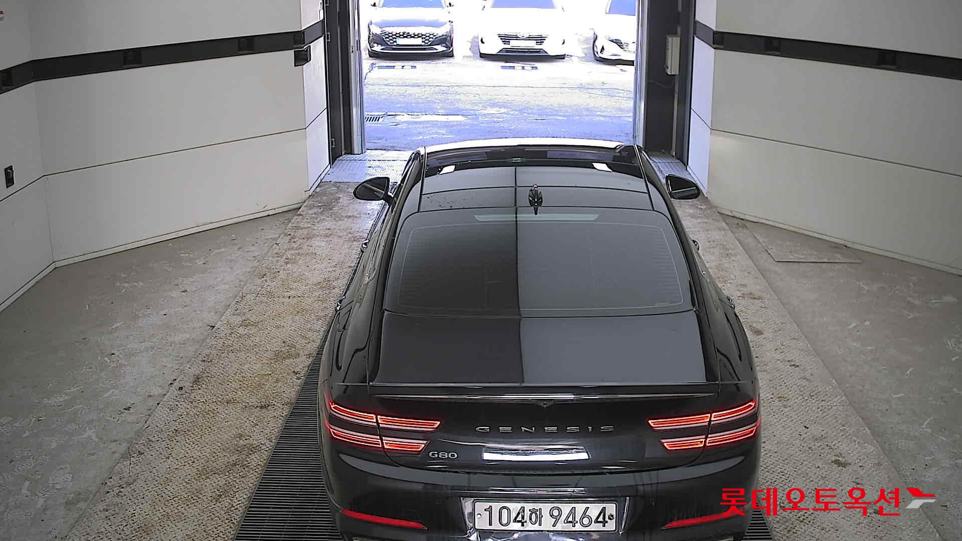 2021 - Genesis G80