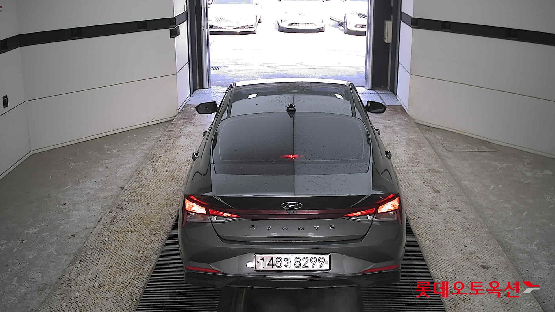 Hyundai Elantra 2021 - Image 17