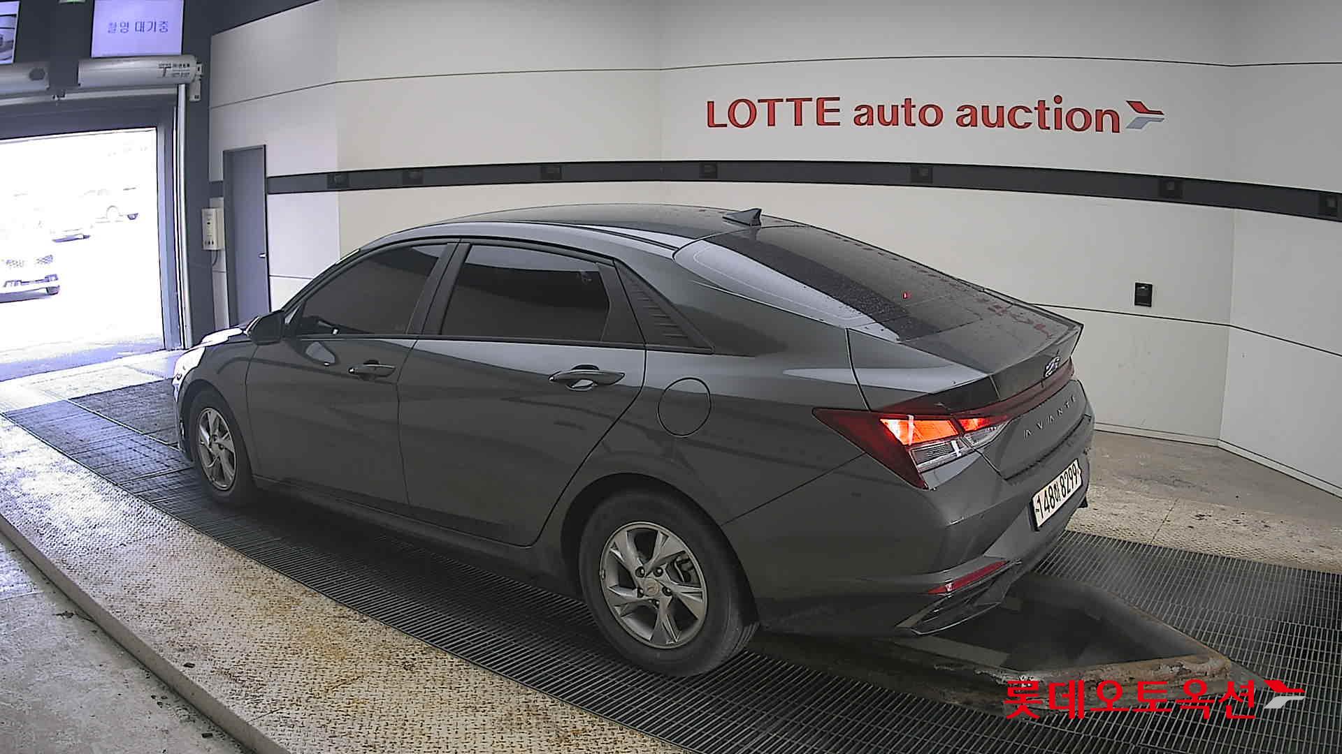 Hyundai Elantra 2021 - Image 15