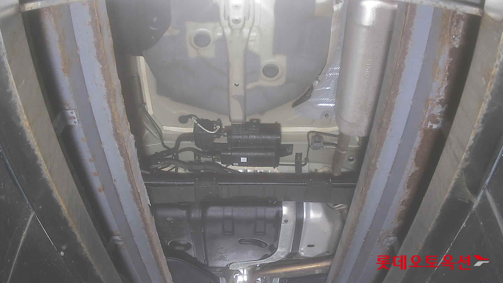 Hyundai Elantra 2021 - Image 2