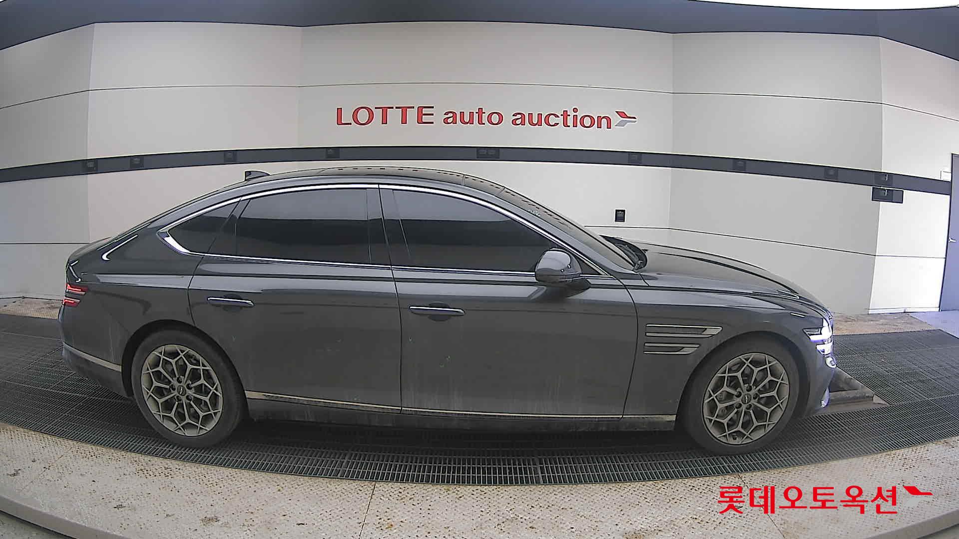 Genesis G80 2022 - Image 21