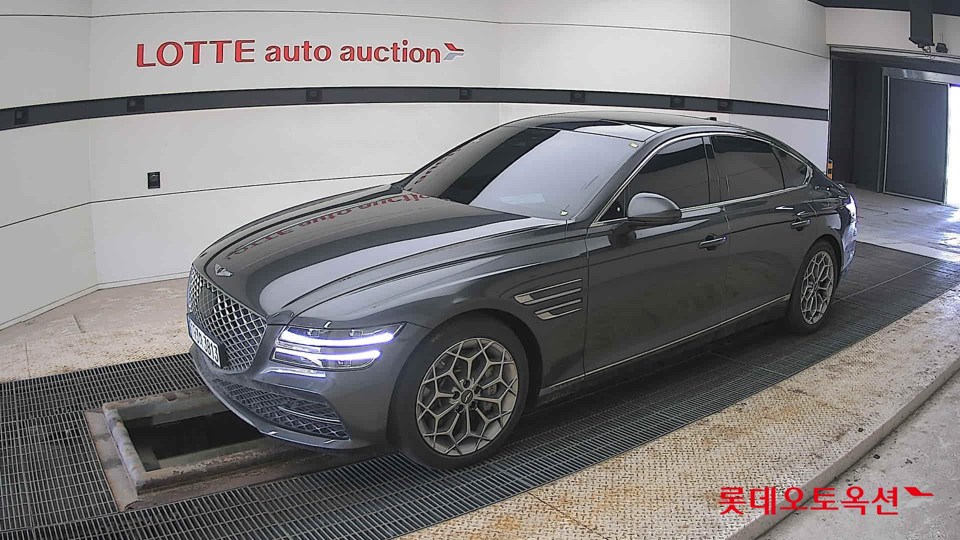 Genesis G80 2022 - Image 11