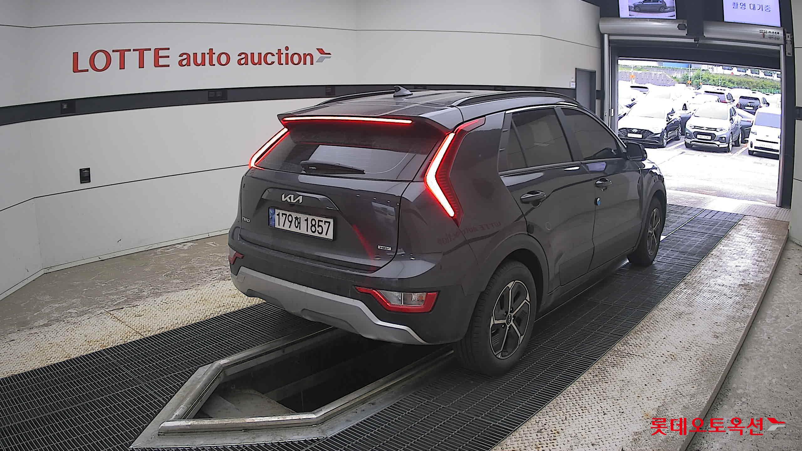 2024 - kia niro