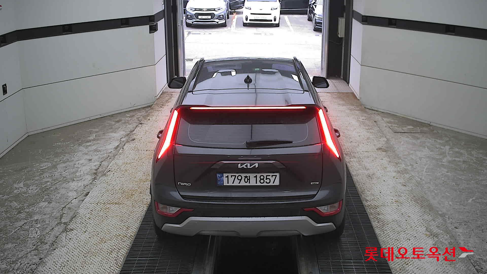 2024 - kia niro