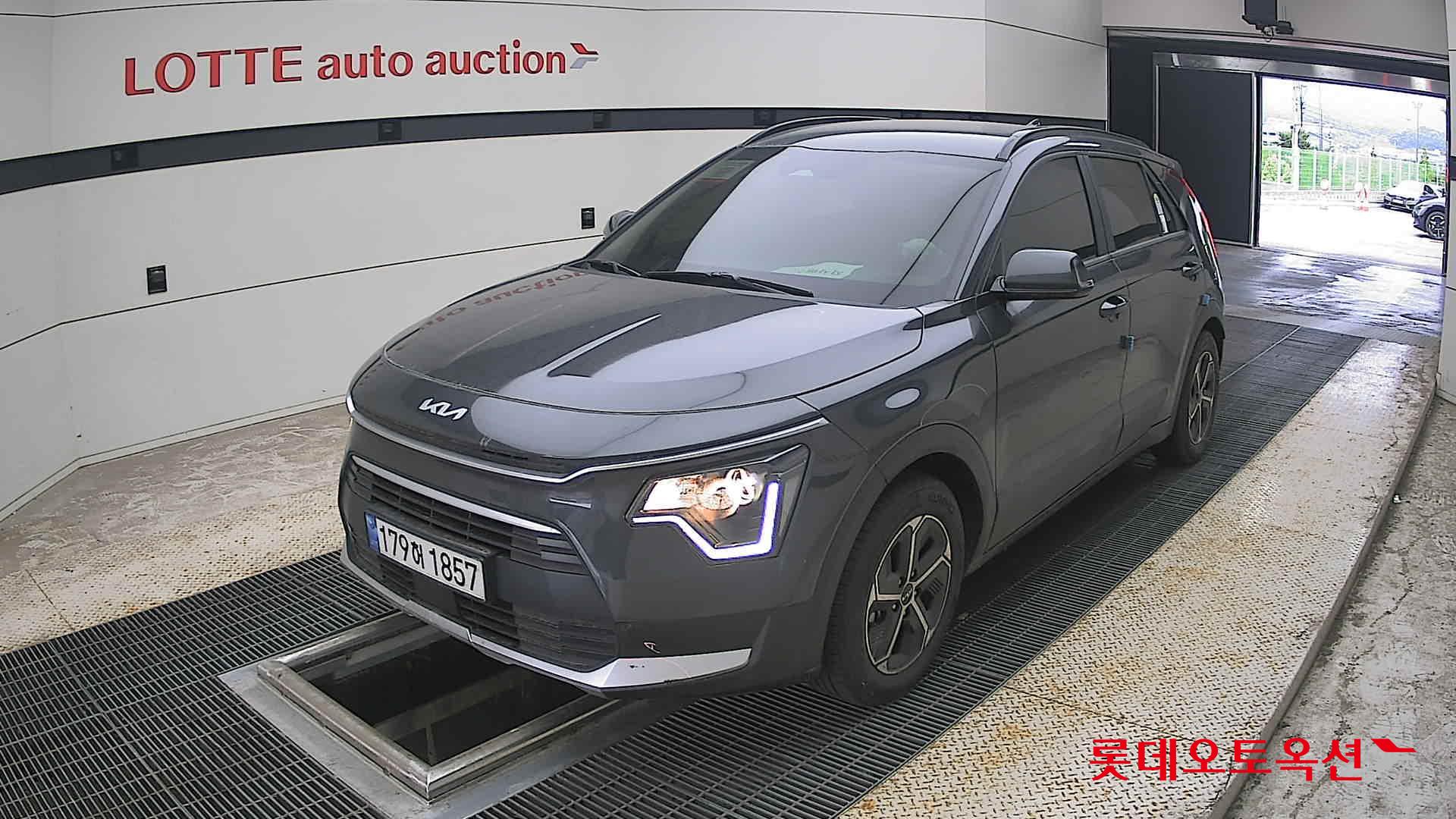 2024 - kia niro