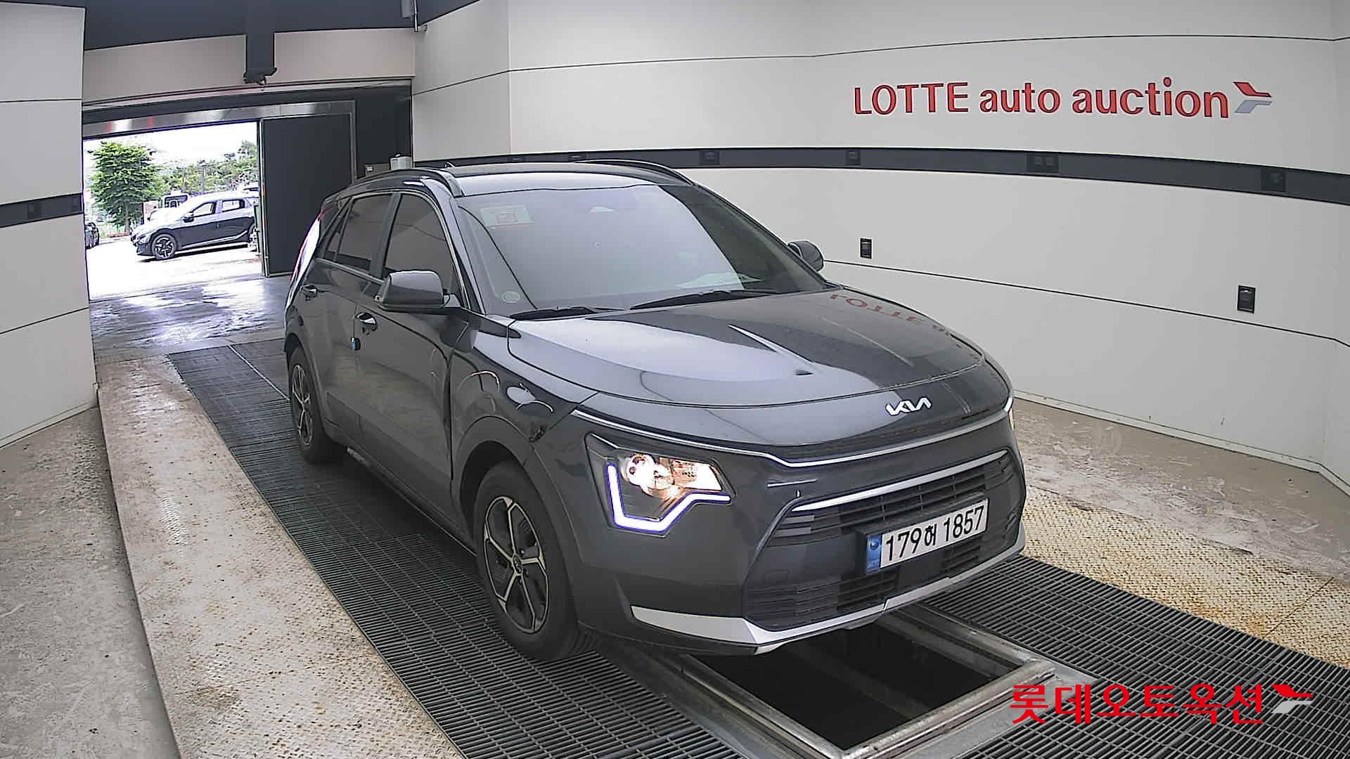 2024 - kia niro