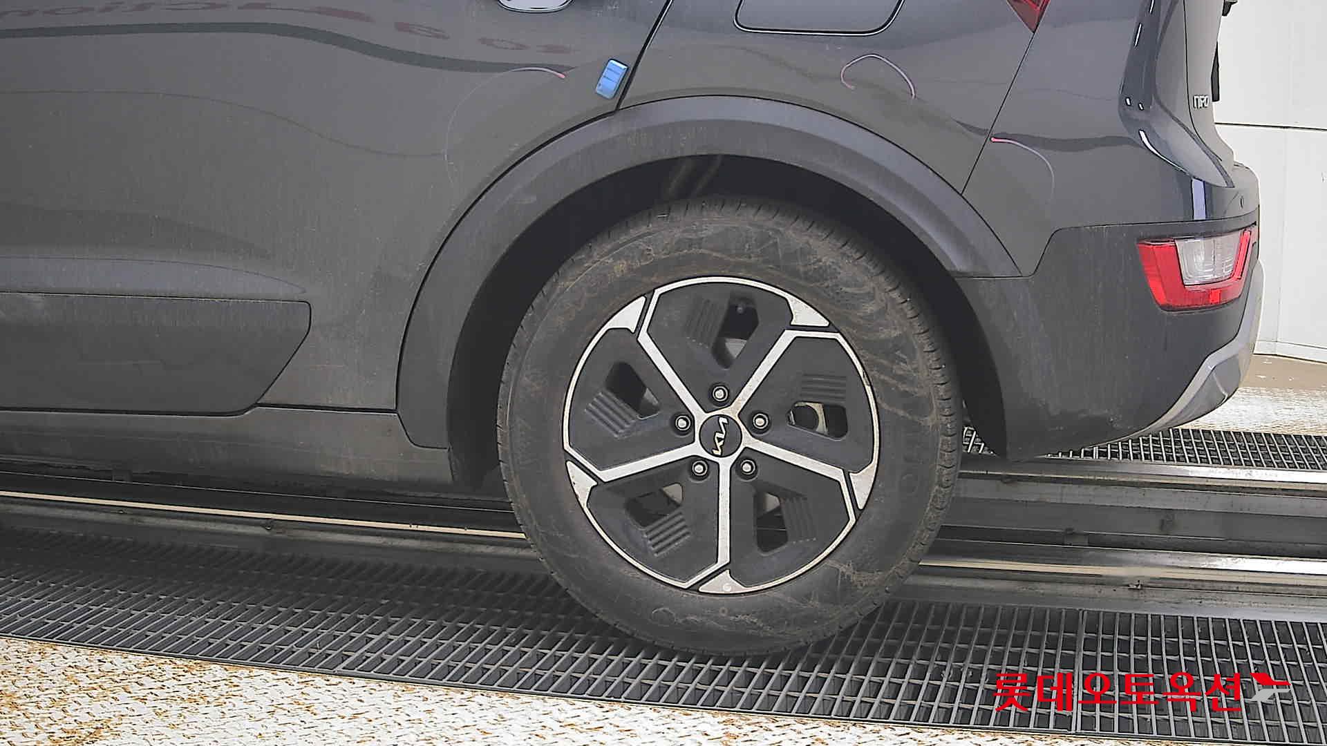 2024 - kia niro