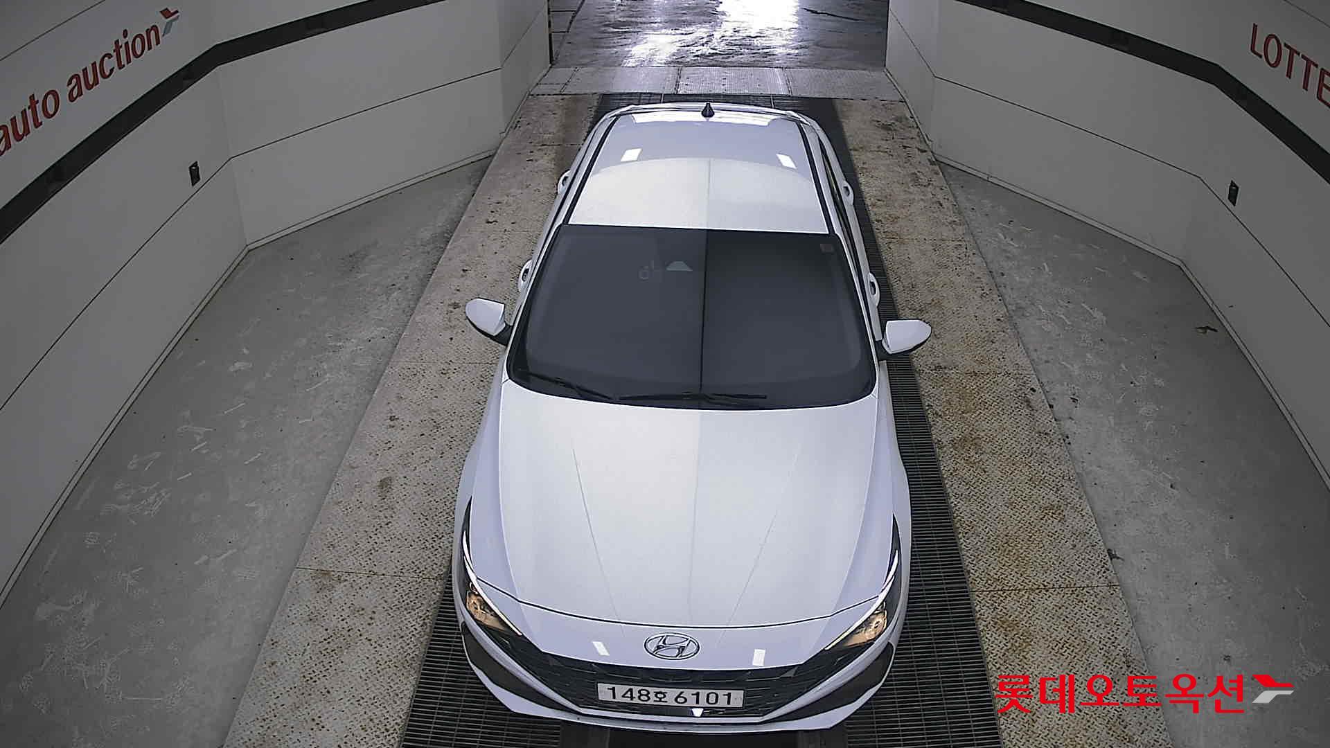 2021 - Hyundai AVANTE