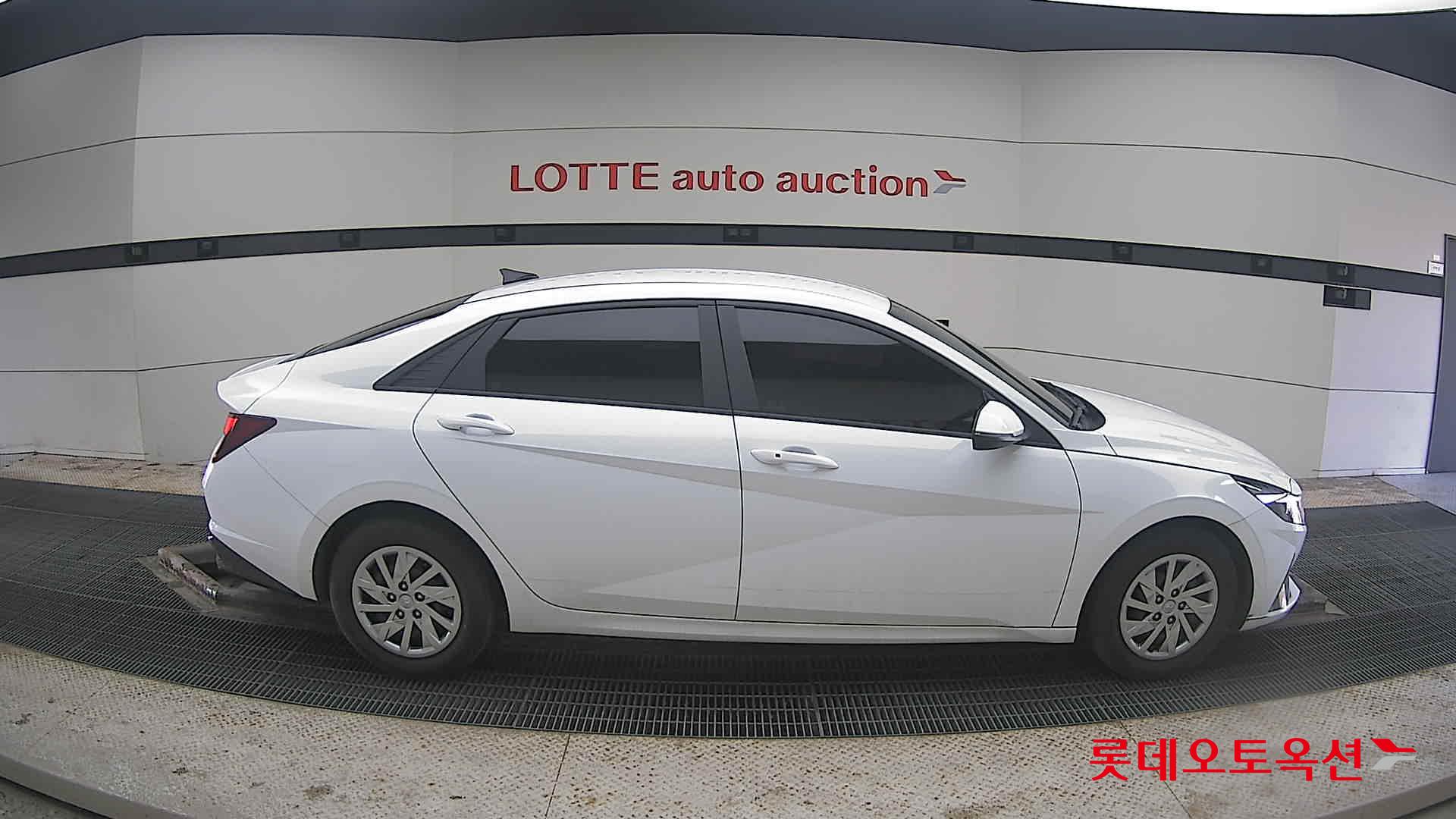 هيونداي إلانترا 2022 - صورة 21