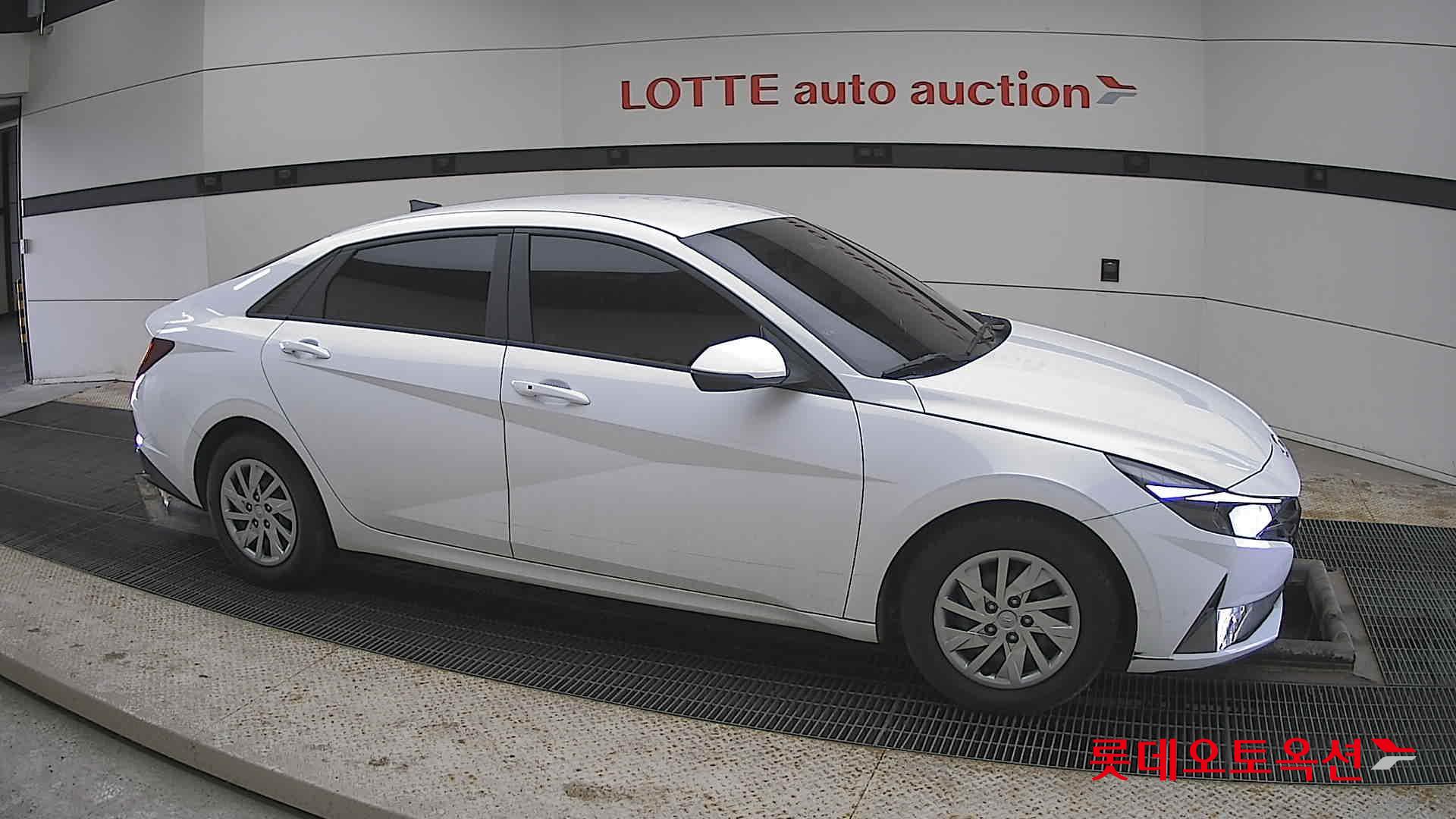 هيونداي إلانترا 2022 - صورة 22