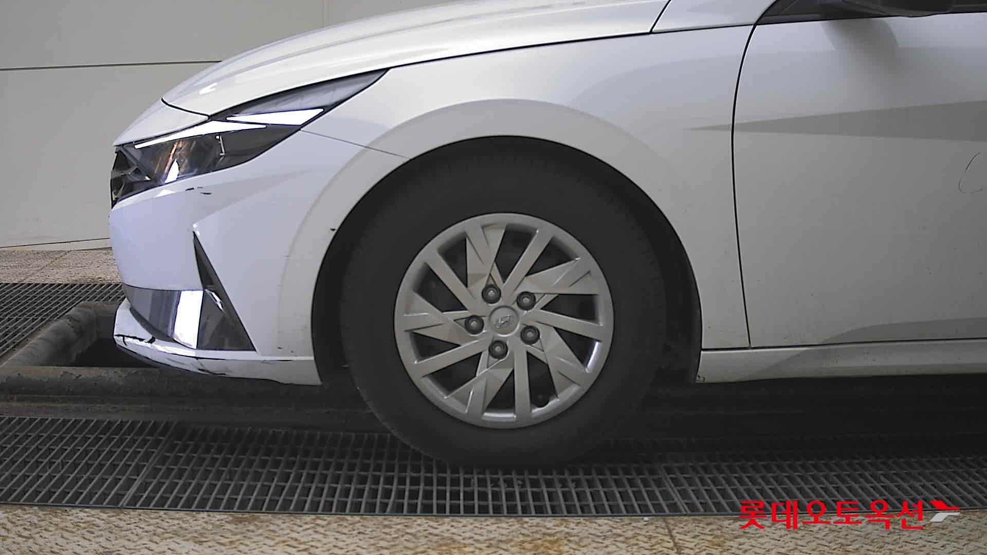 هيونداي إلانترا 2022 - صورة 25