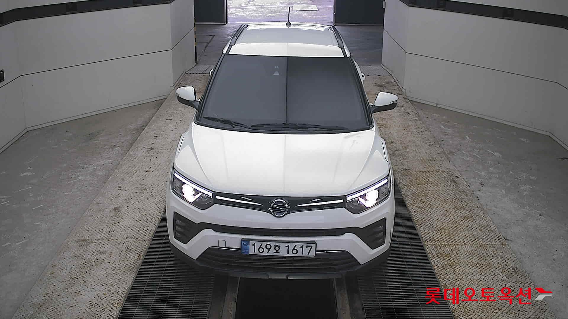 سانج يونج تيفولي