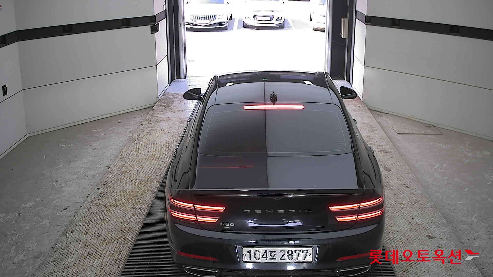 Genesis G80 2021 - Image 17