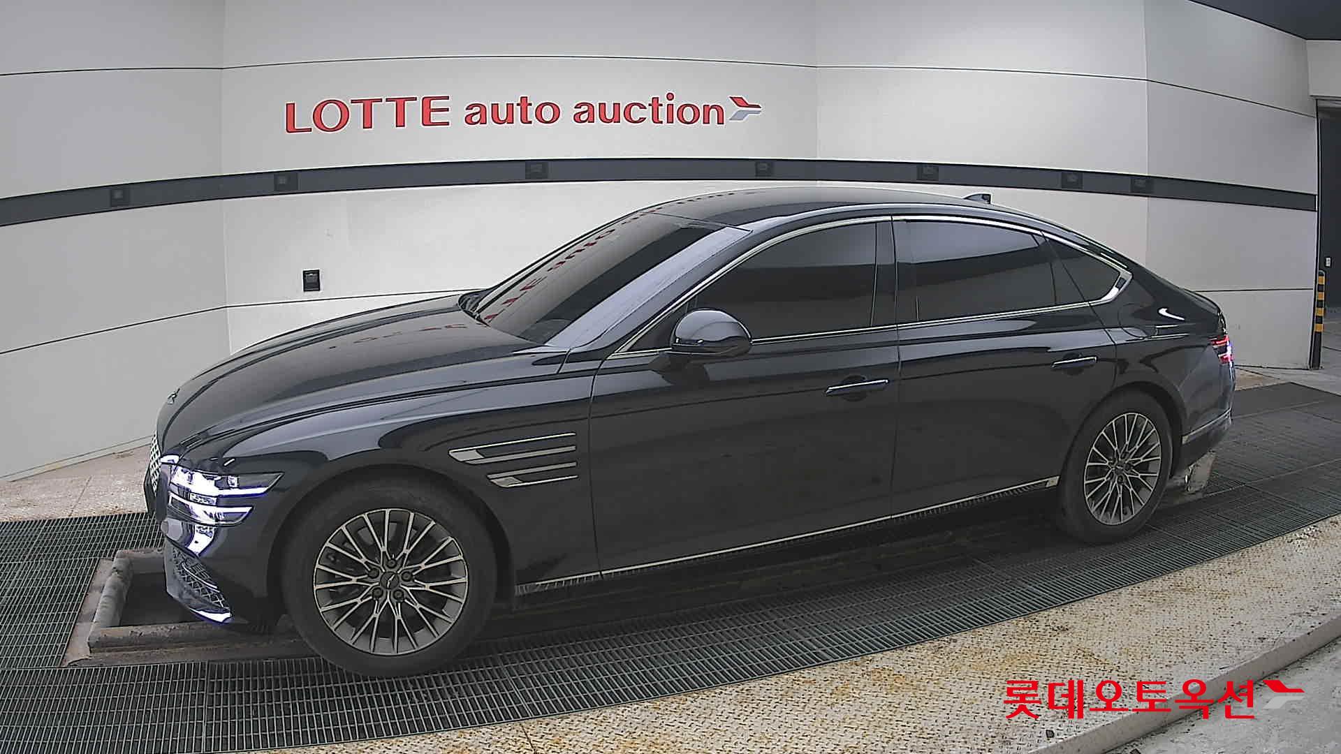 Genesis G80 2021 - Image 12