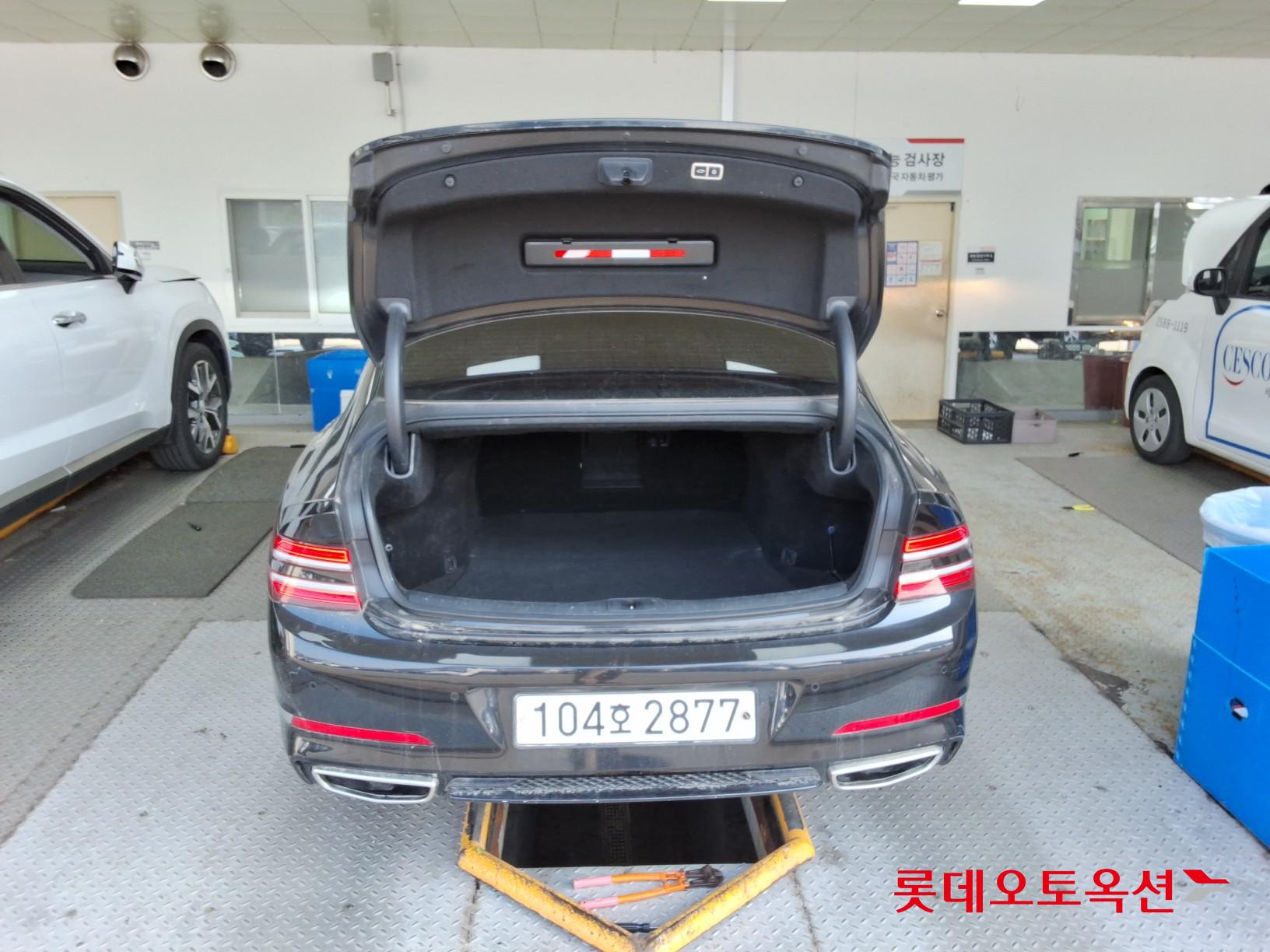 Genesis G80 2021 - Image 9