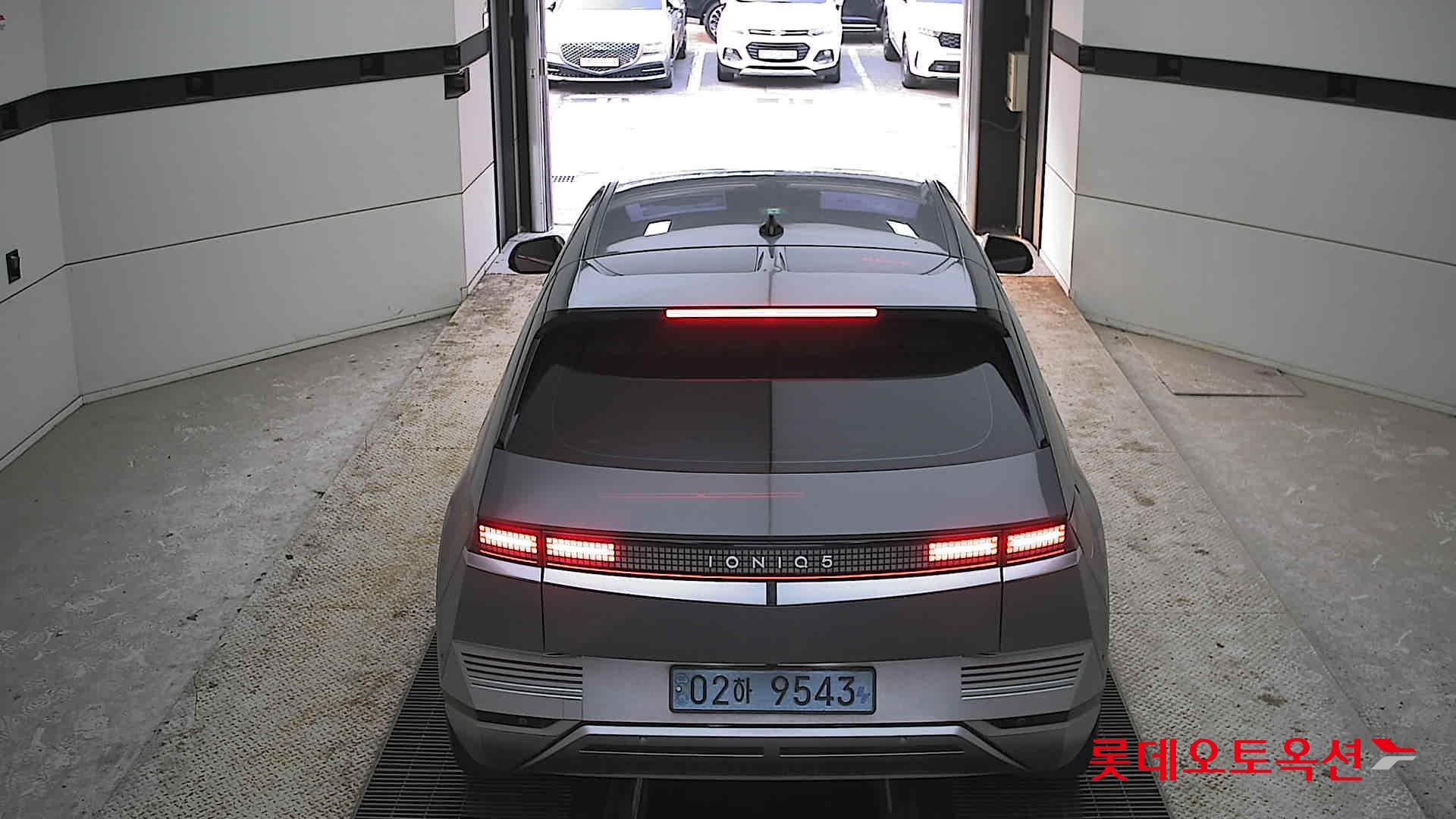 هيونداي أيونيك 5 2022 - صورة 17