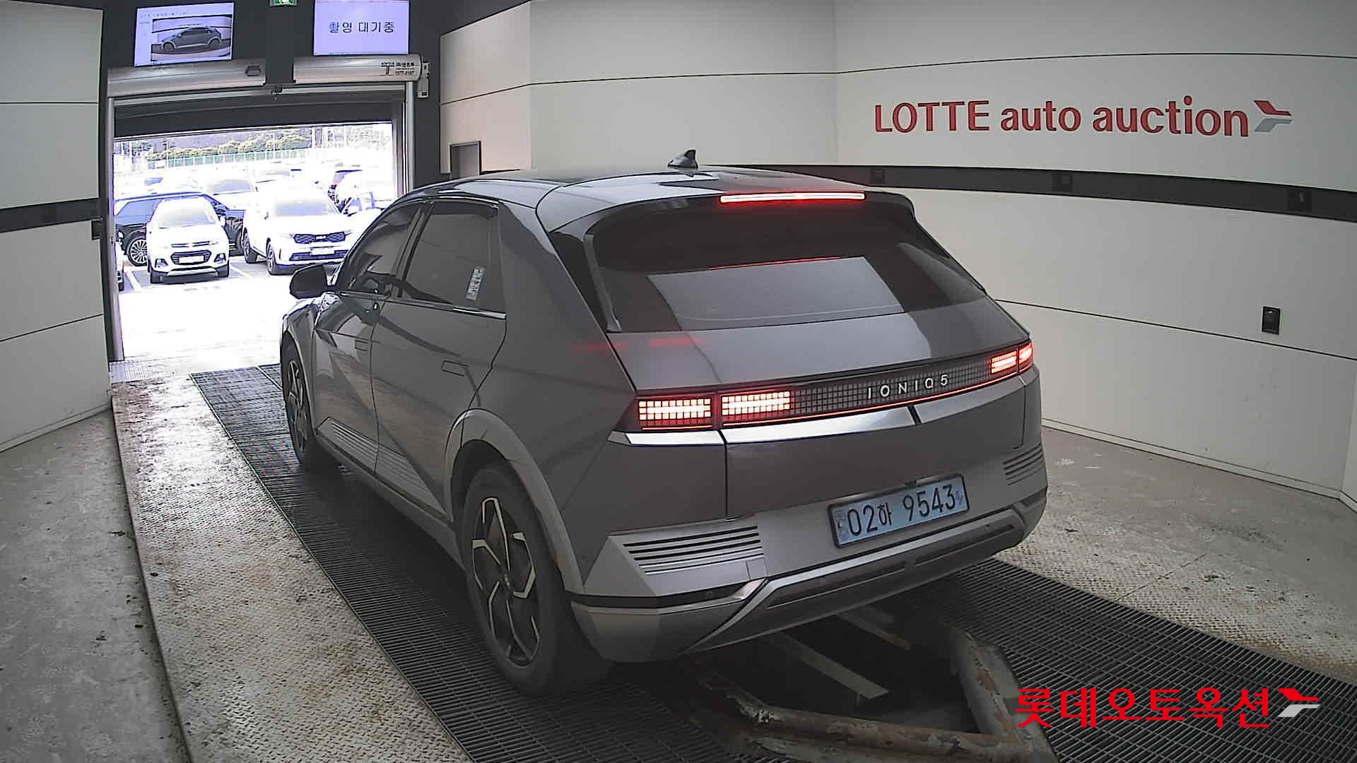 هيونداي أيونيك 5 2022 - صورة 16