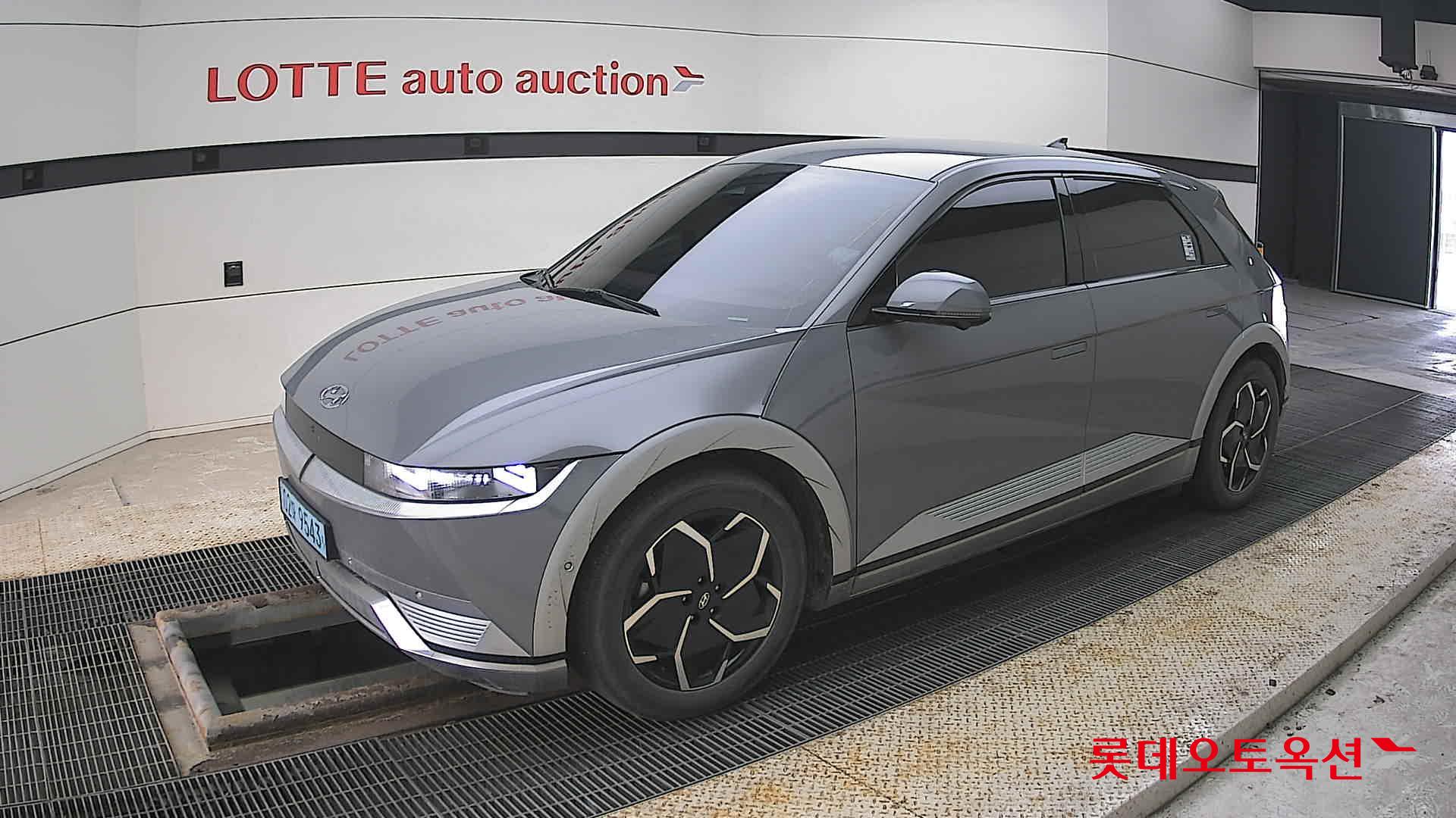 هيونداي أيونيك 5 2022 - صورة 11