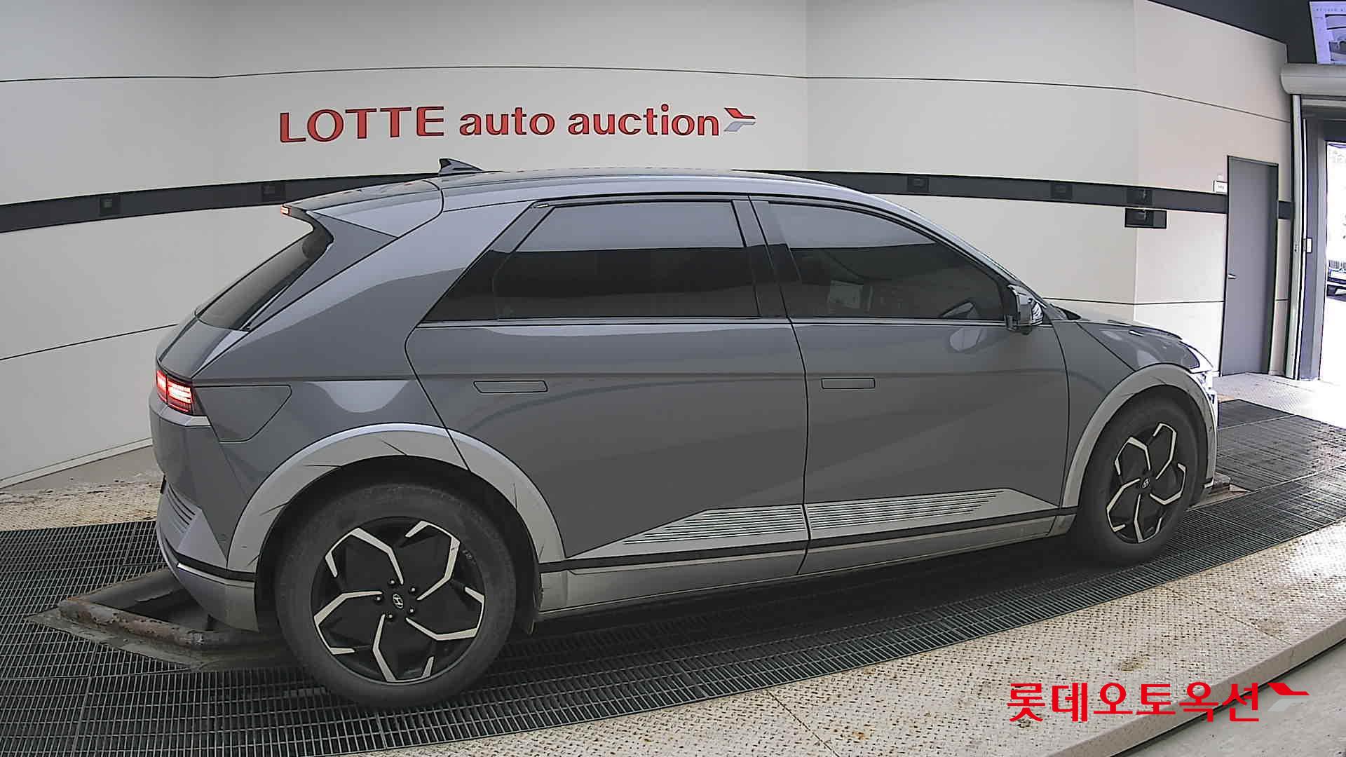 هيونداي أيونيك 5 2022 - صورة 20