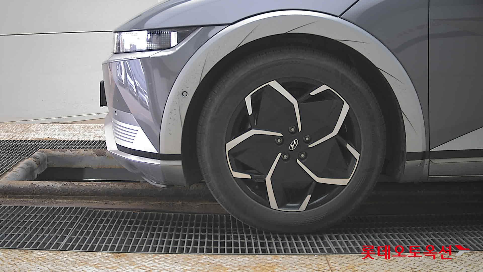 هيونداي أيونيك 5 2022 - صورة 25