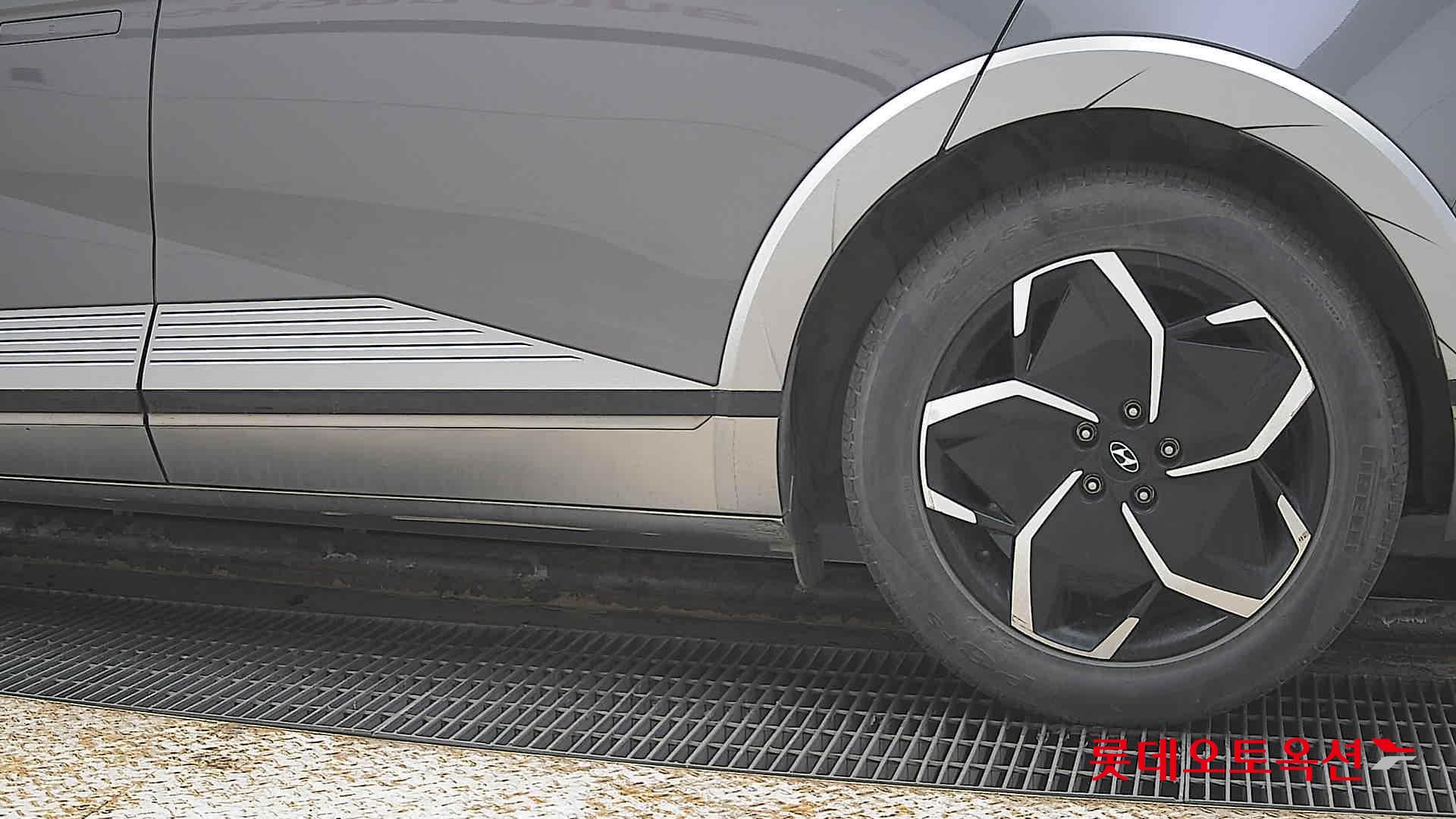 هيونداي أيونيك 5 2022 - صورة 26