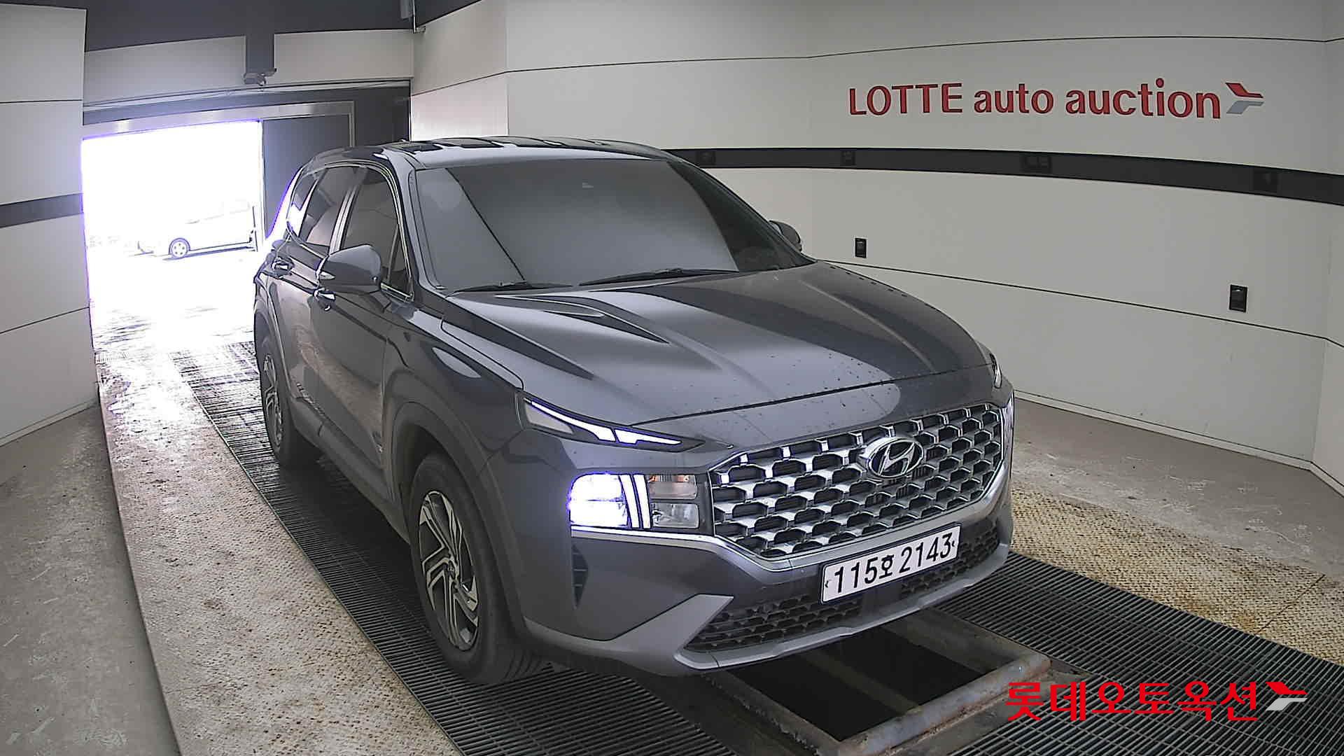 Hyundai Santa Fe 2021 - Image 24