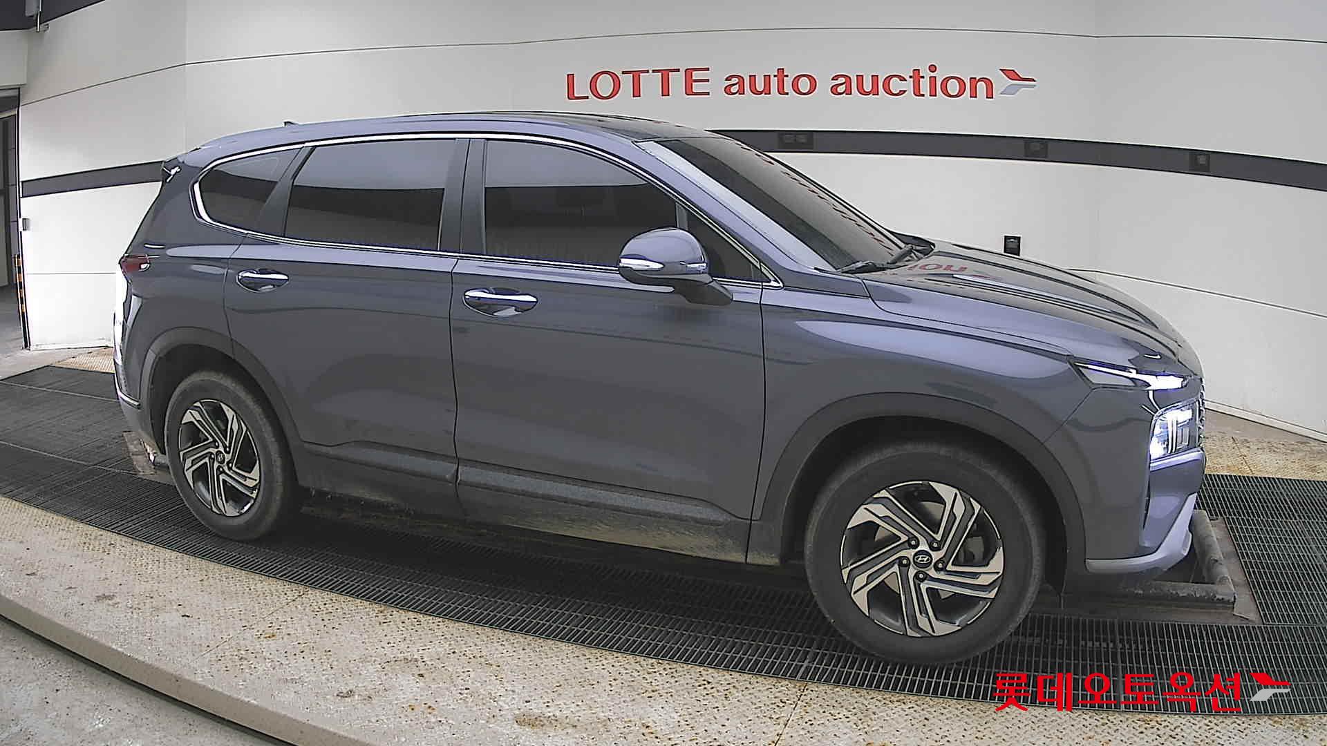 Hyundai Santa Fe 2021 - Image 22