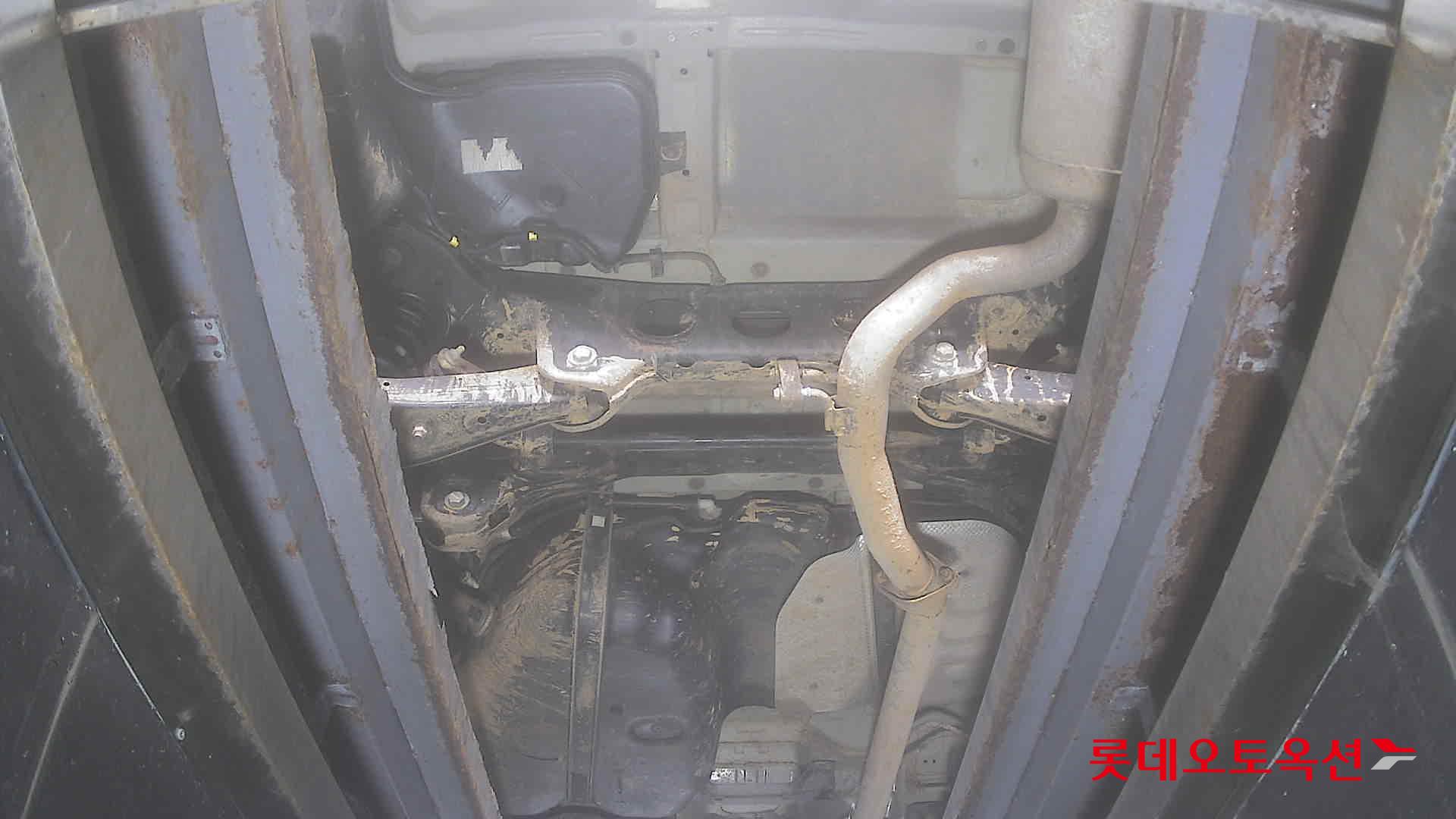 Hyundai Santa Fe 2021 - Image 2