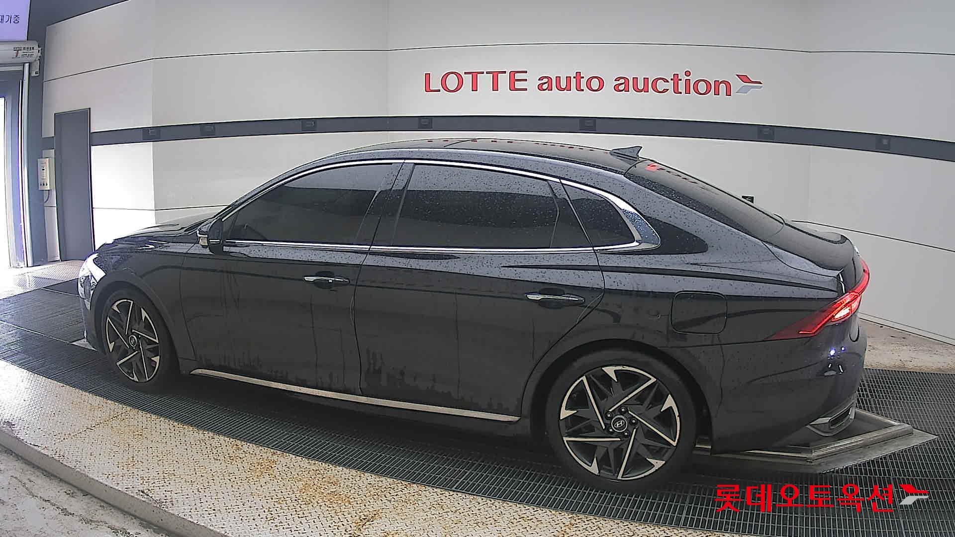 2020 - hyundai grandeur