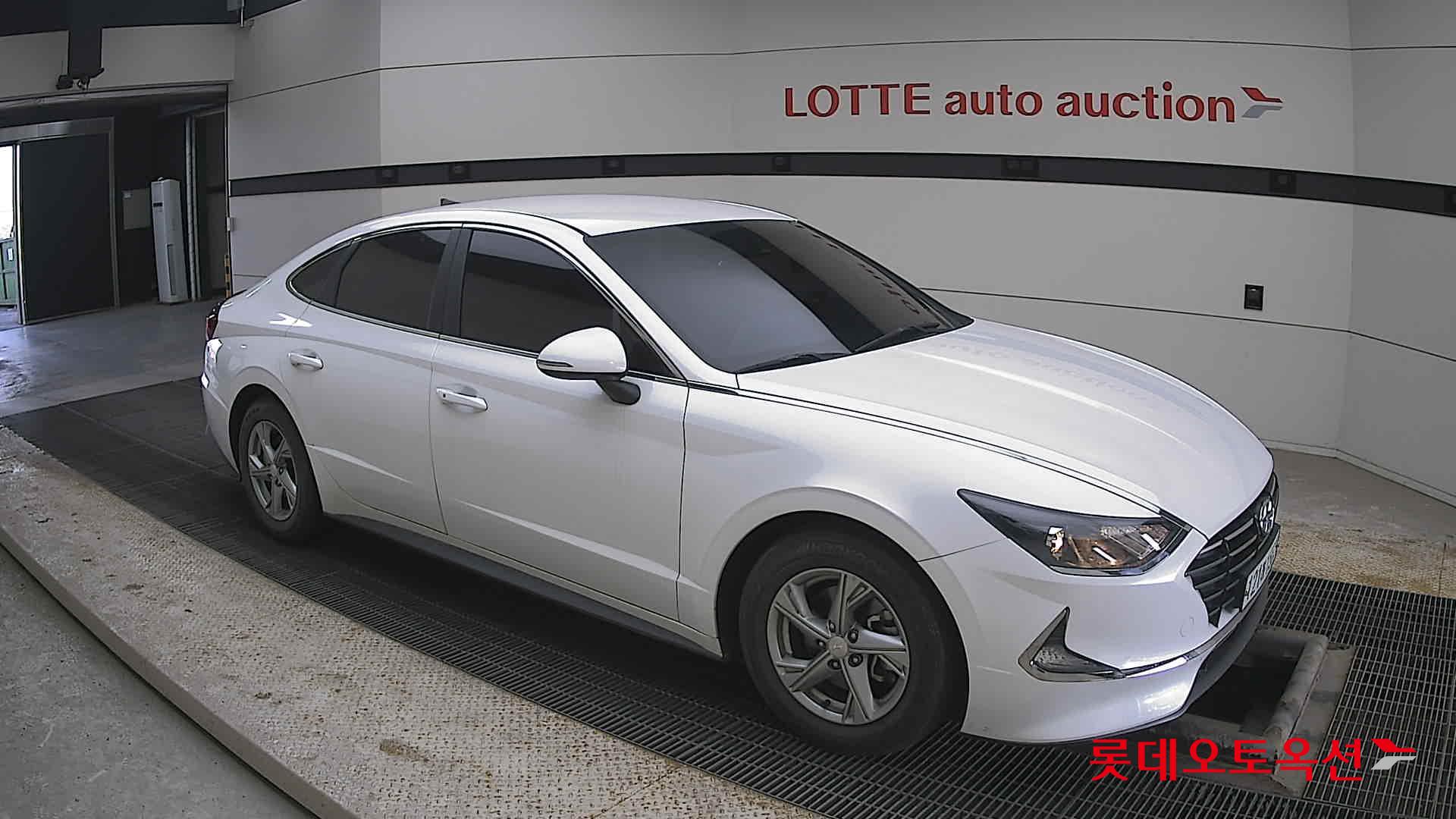 Hyundai Sonata 2021 - Image 23